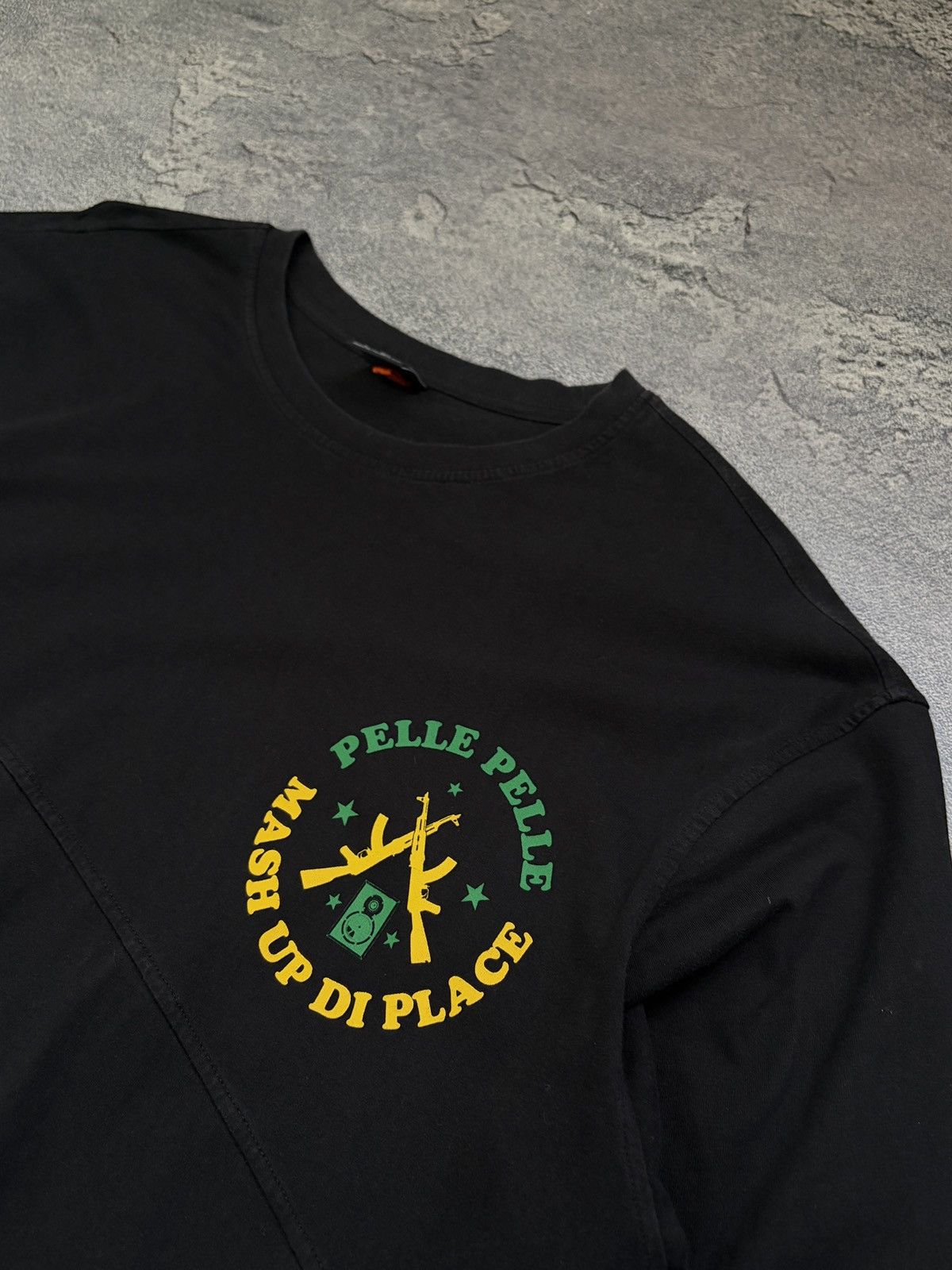Pelle Pelle Vintage Pelle Pelle AK-47 Graphic Long Sleeve Tee 3XL Size US XXL / EU 58 / 5 - 12 Thumbnail
