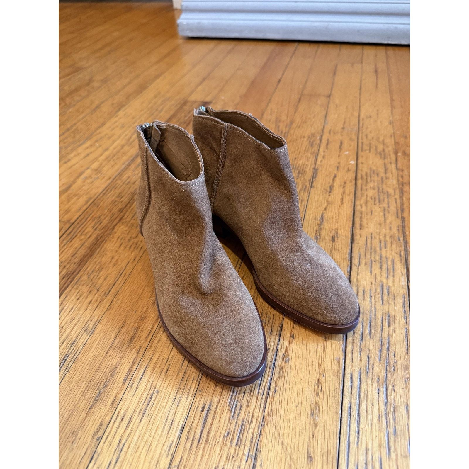 Dolce Vita Dolce Vita Boots Womens Size 6 Suede Ankle Zip Tucker Saddle Size US 6 / IT 36 - 1 Thumbnail