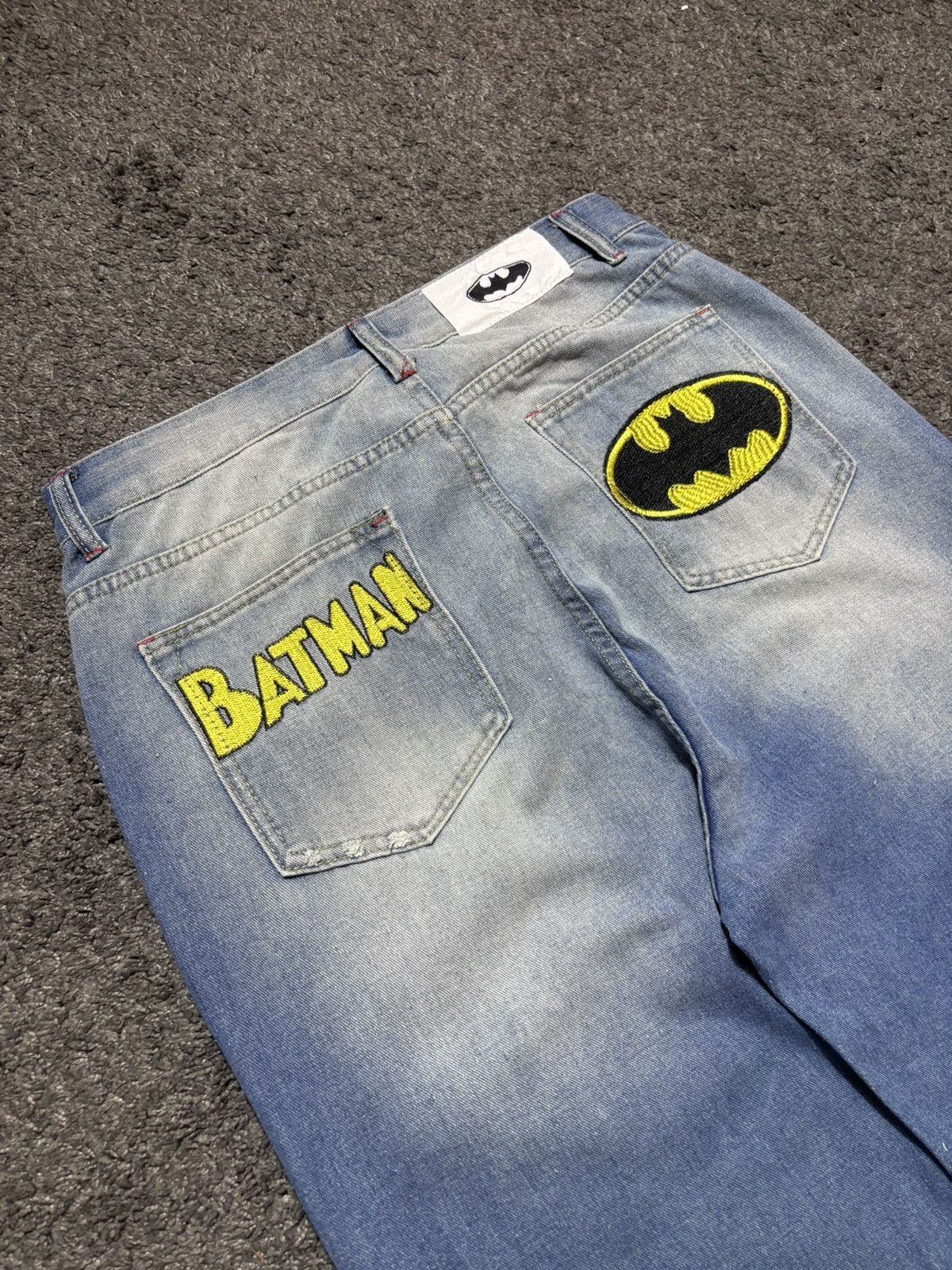 Jean × Vintage Vintage wide leg rare batman embroidered blue baggy jeans Size US 34 / EU 50 - 11 Thumbnail