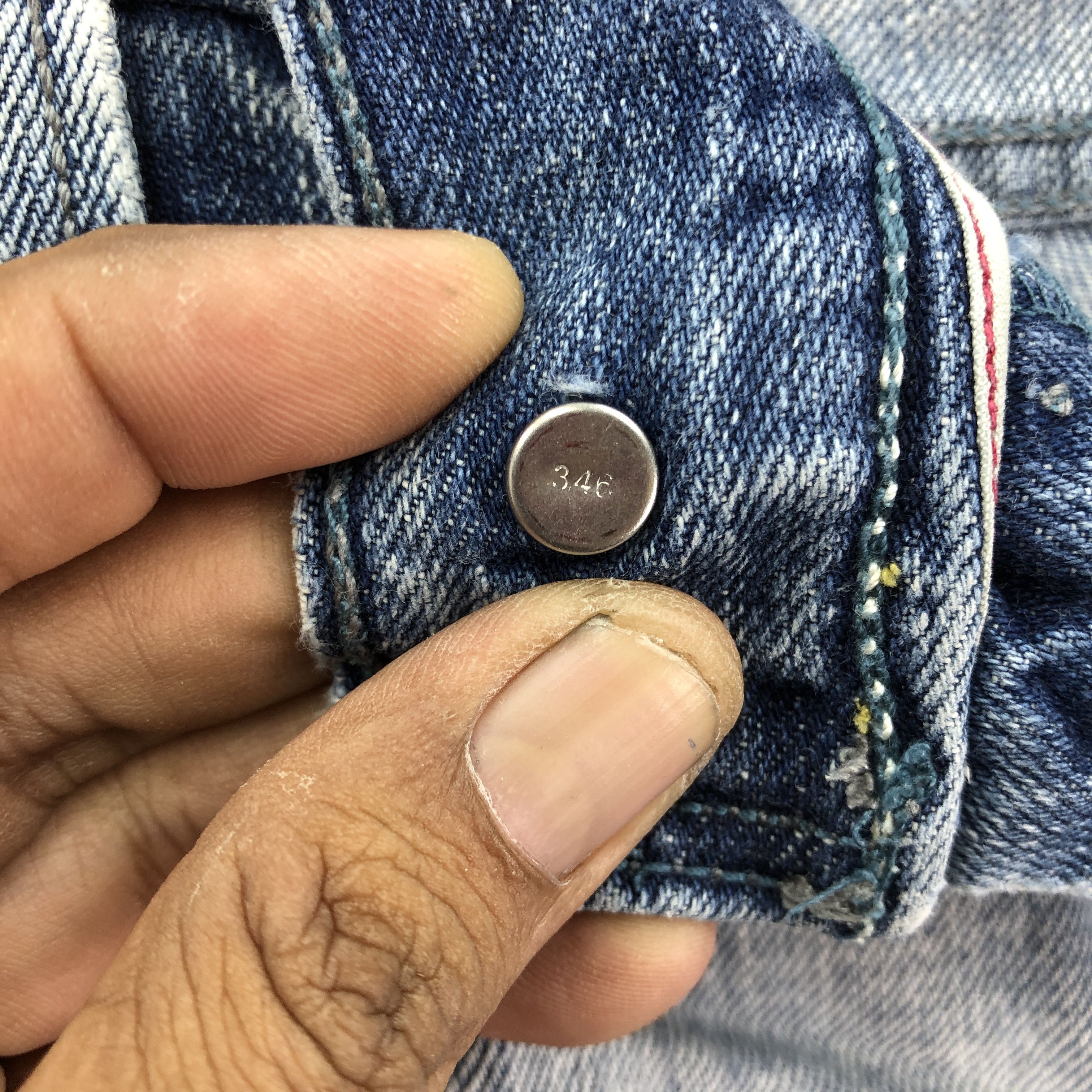 Jean Vintage Distressed Levis Baggy Jeans Levi's 569 Faded Denim Size US 32 / EU 48 - 11 Thumbnail
