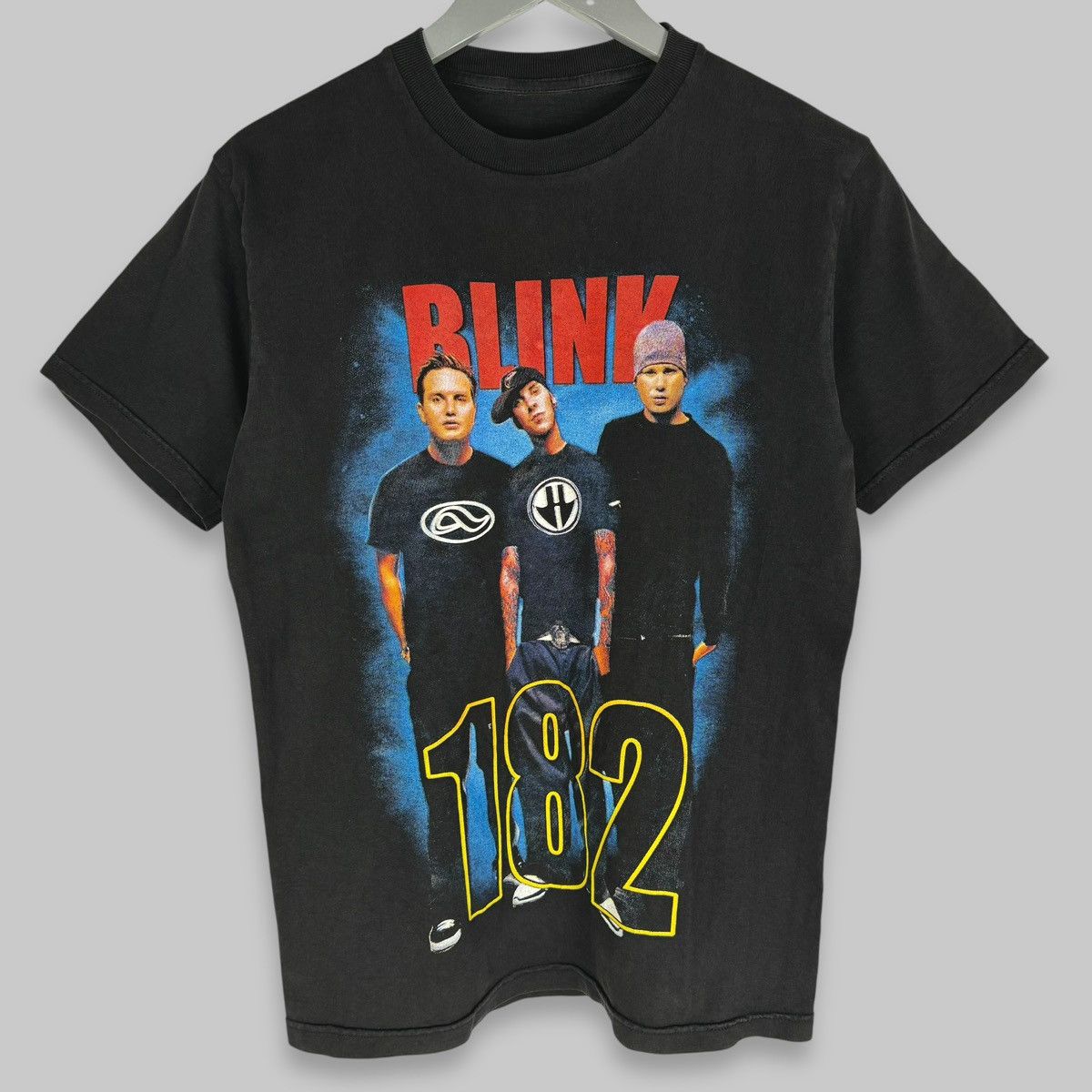 Band Tees Vintage Early 00s Blink 182 Band Pic Euro Rock T Shirt Size US M / EU 48-50 / 2 - 1 Thumbnail