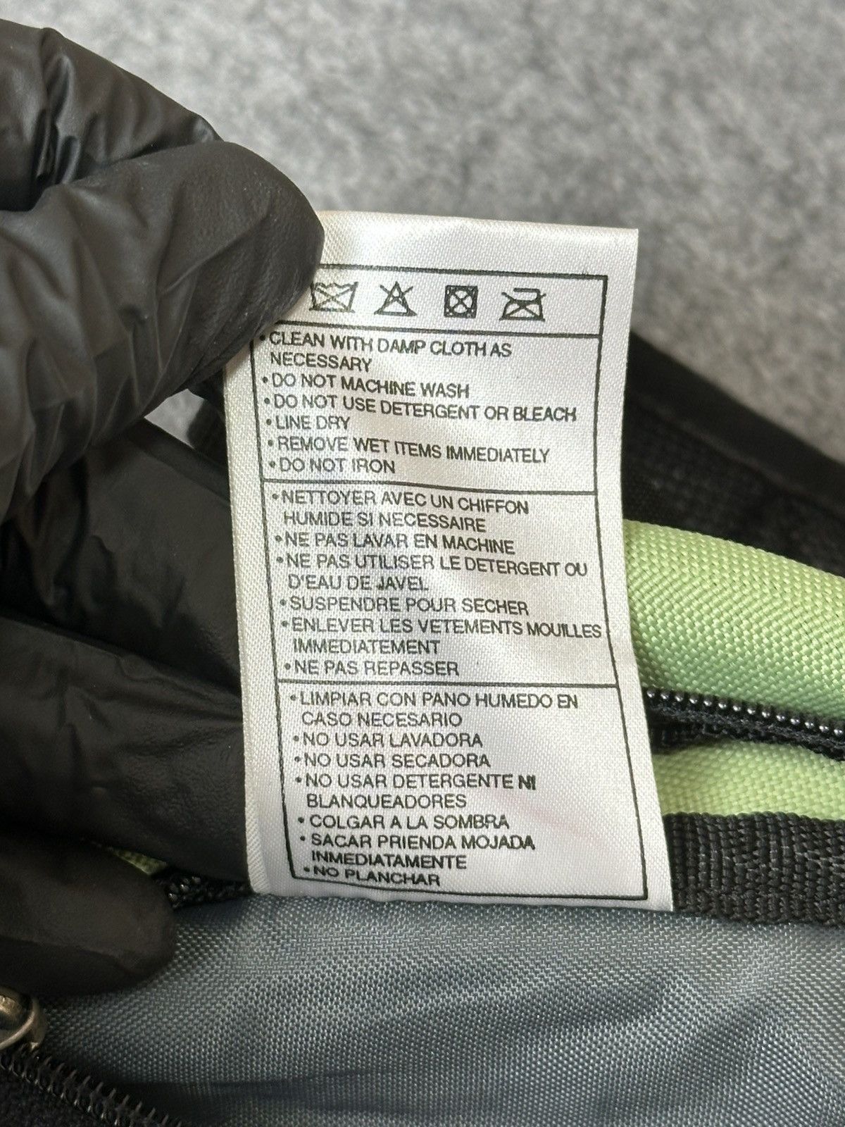 Nike ACG Nike ACG mini trail backpack with a front bungee cord system Size ONE SIZE - 17 Thumbnail