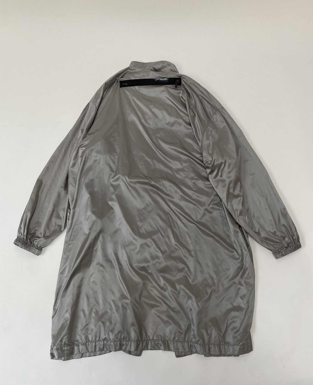 Raf Simons RAF SIMONS SS 19 Silver Nylon Raincoat Size US M / EU 48-50 / 2 - 4 Thumbnail