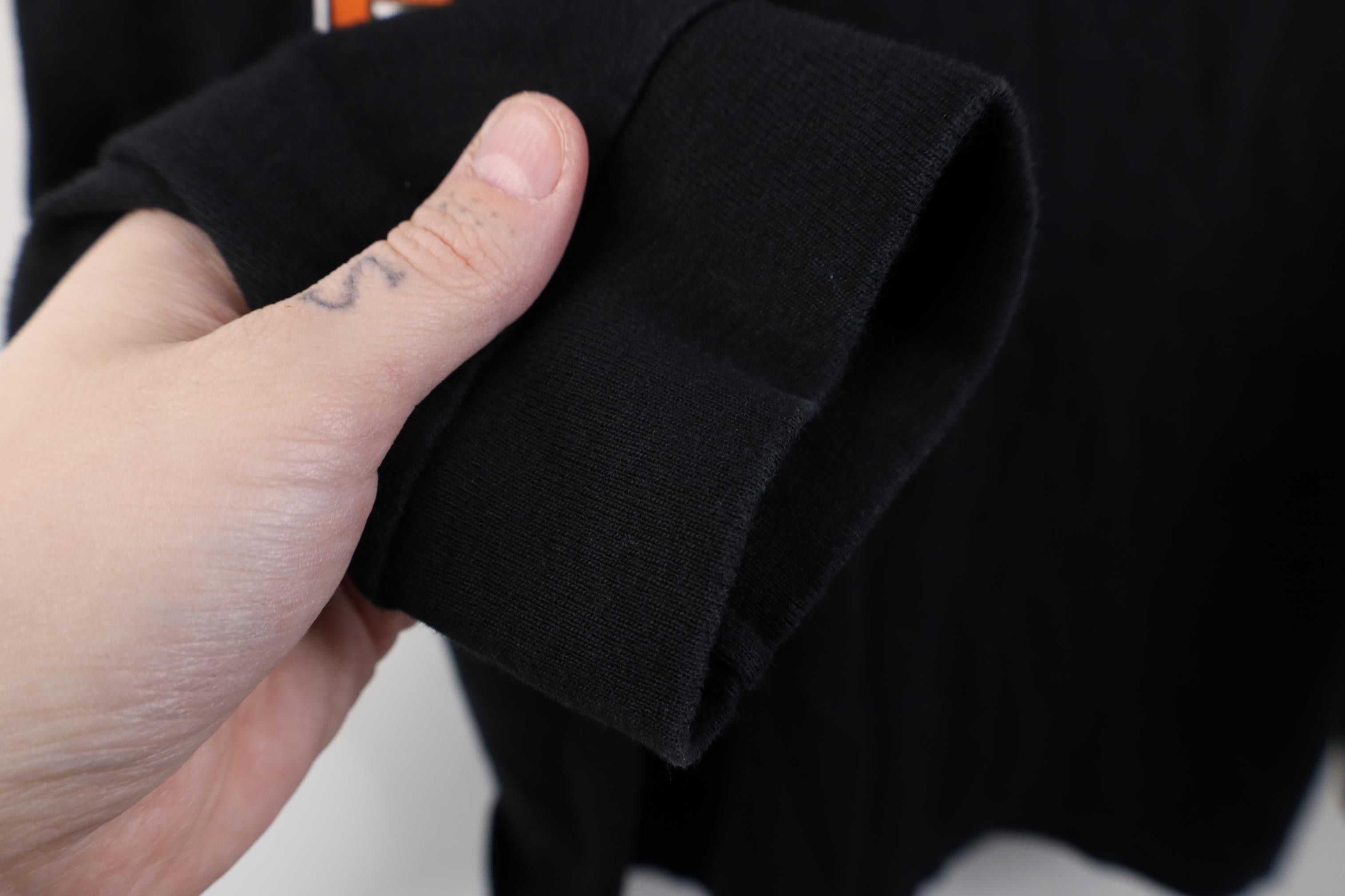 Vintage Vintage 90s University of Texas Long Sleeve T-Shirt Black Size US XL / EU 56 / 4 - 9 Thumbnail