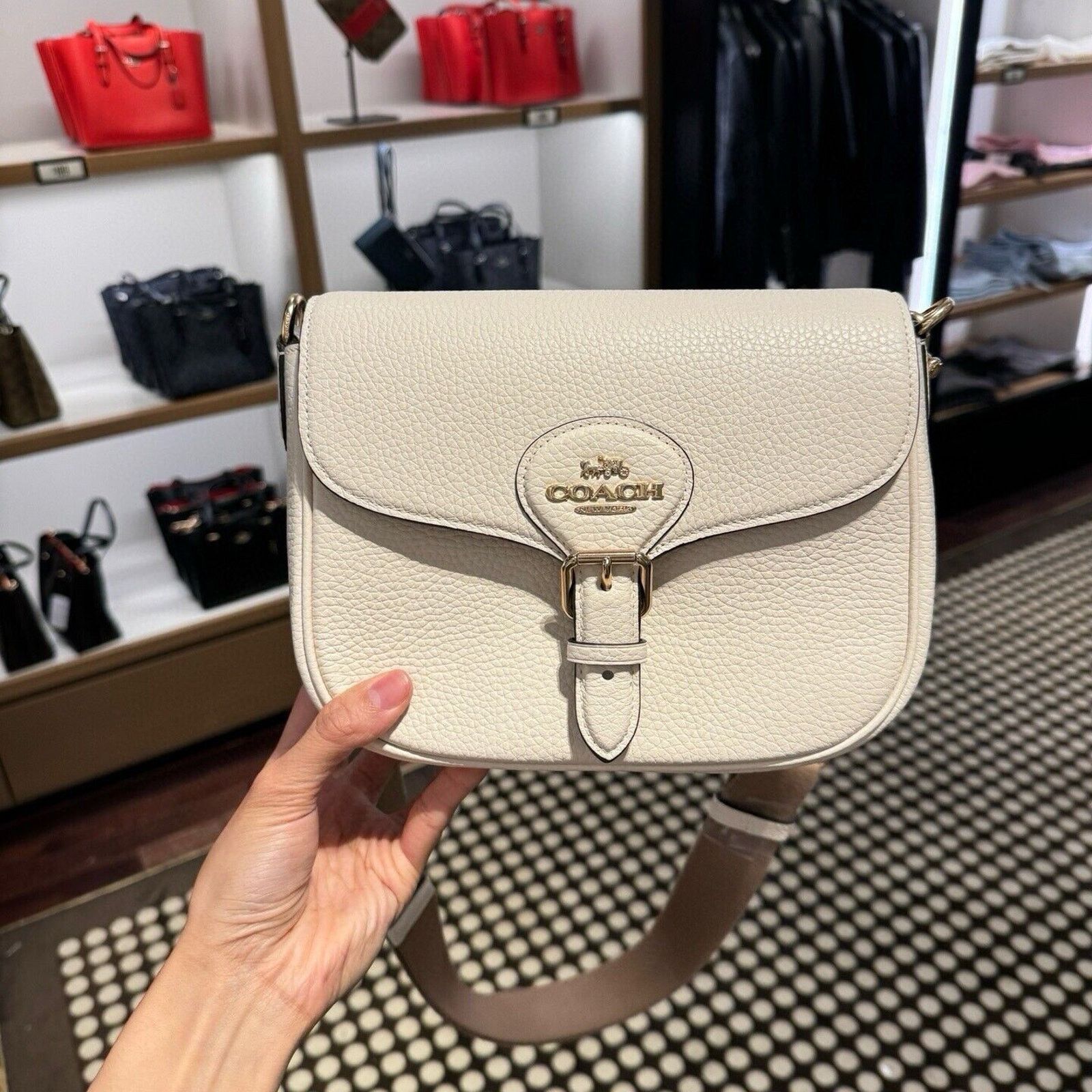 Coach NWT Coach Amelia Saddle Bag pockets Soft leather White Size ONE SIZE - 8 Thumbnail