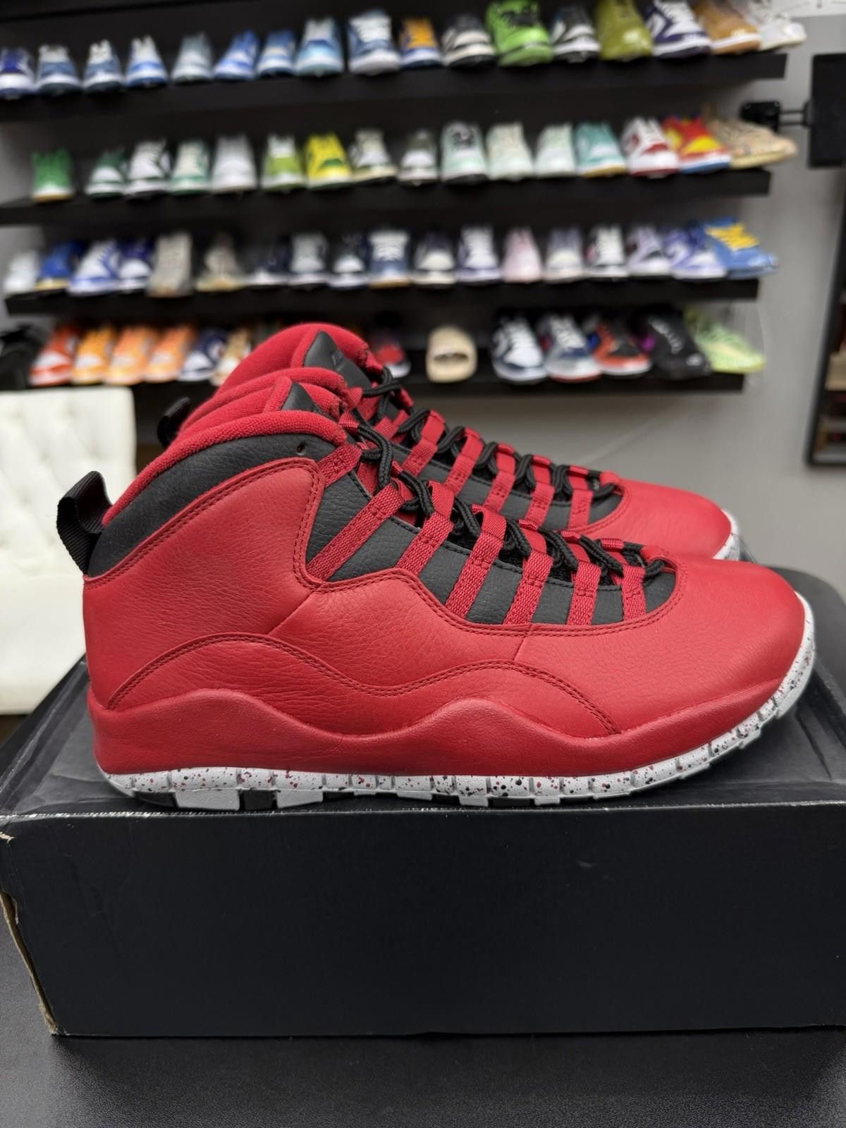 Jordan Brand Air Jordan 10 Retro Bulls Over Broadway 2015 Men's Size 10 Size US 10 / EU 43 - 1 Thumbnail