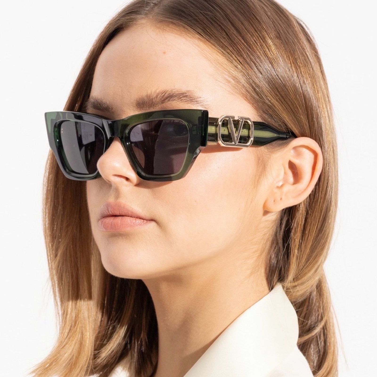 Valentino New! Valentino V SETTE-VLS-166D, Stylish Green Sunglasses Size ONE SIZE - 3 Thumbnail
