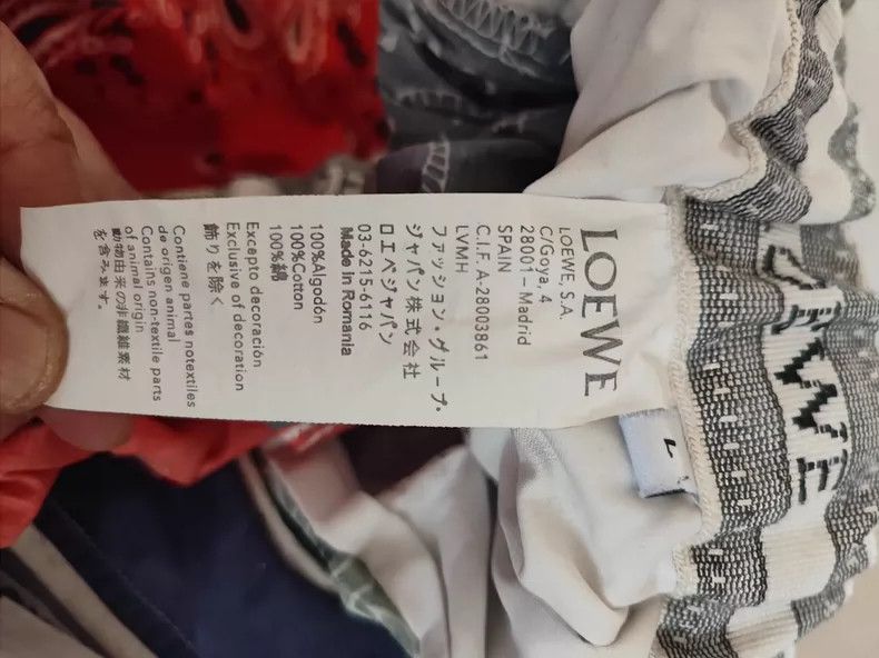 Loewe LOEWE sizeL Lavender floral patchwork half pants Size 28" / US 6 / IT 42 - 3 Thumbnail