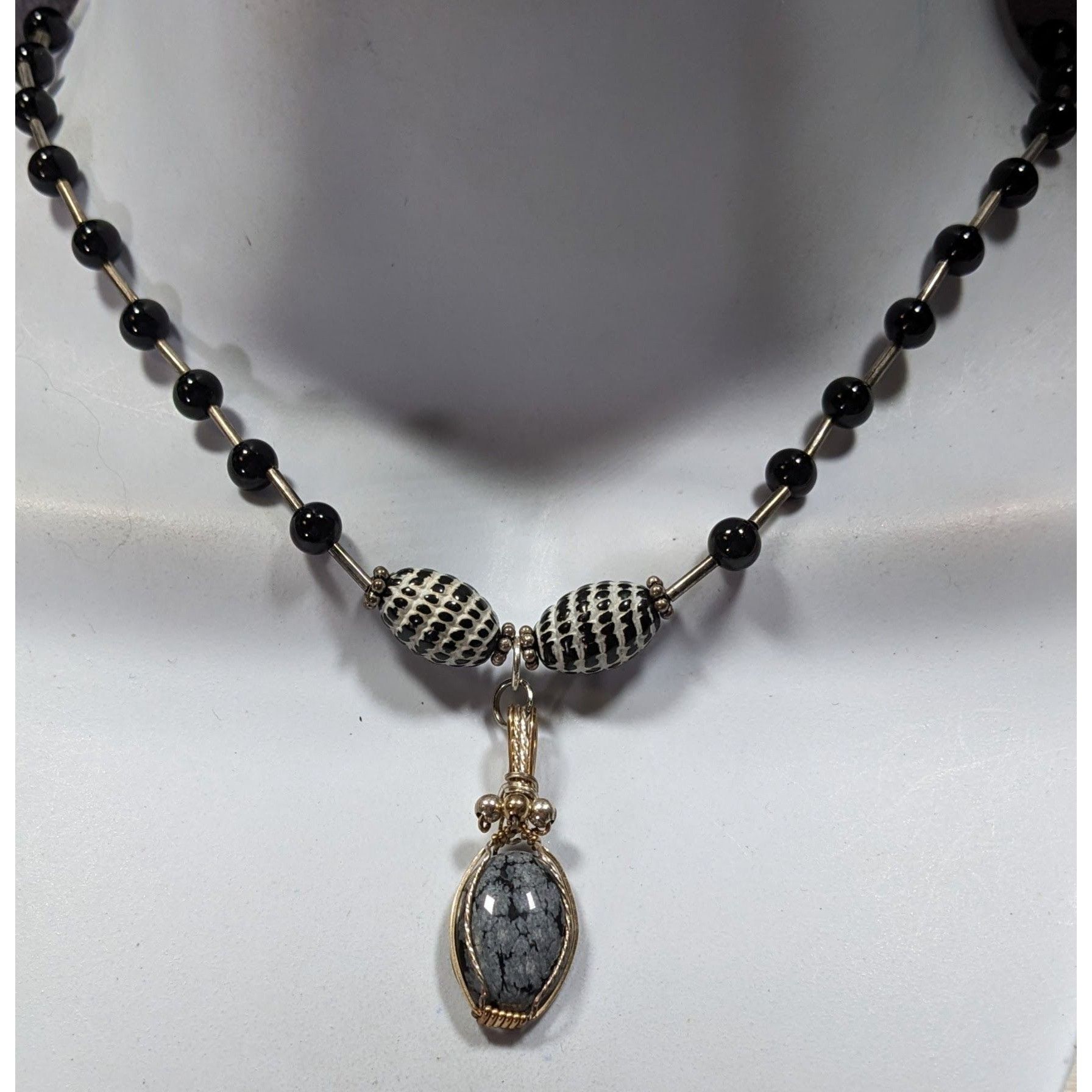 Handmade Handmade Snowflake Obsidian Wire Wrapped Pendant Necklace Size ONE SIZE - 2 Thumbnail