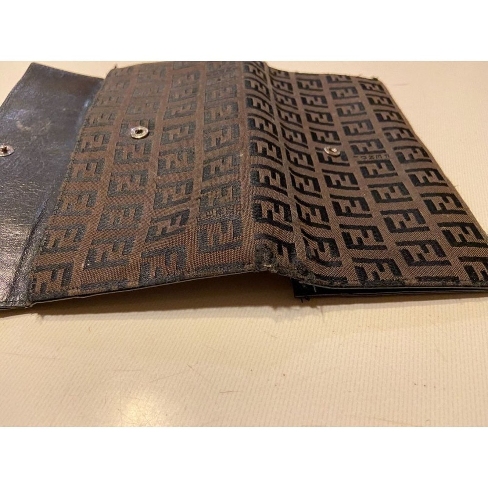 Fendi Fendi Vintage Leather & Logo Wallet Size ONE SIZE - 16 Thumbnail