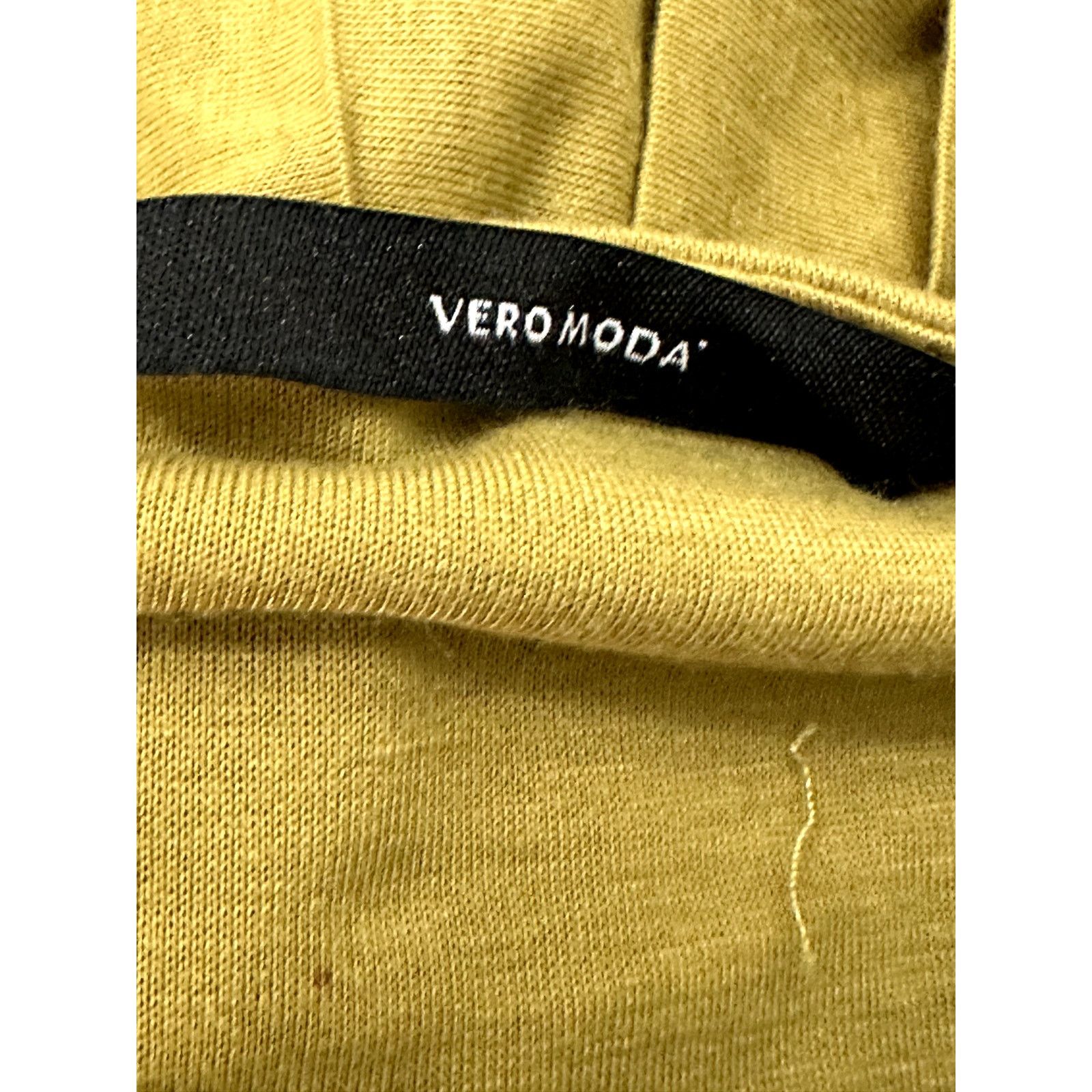 Other Vero Moda Mini Skirt Wide Waistband Pleated Green Medium NWT Size 30" / US 8 / IT 44 - 8 Thumbnail