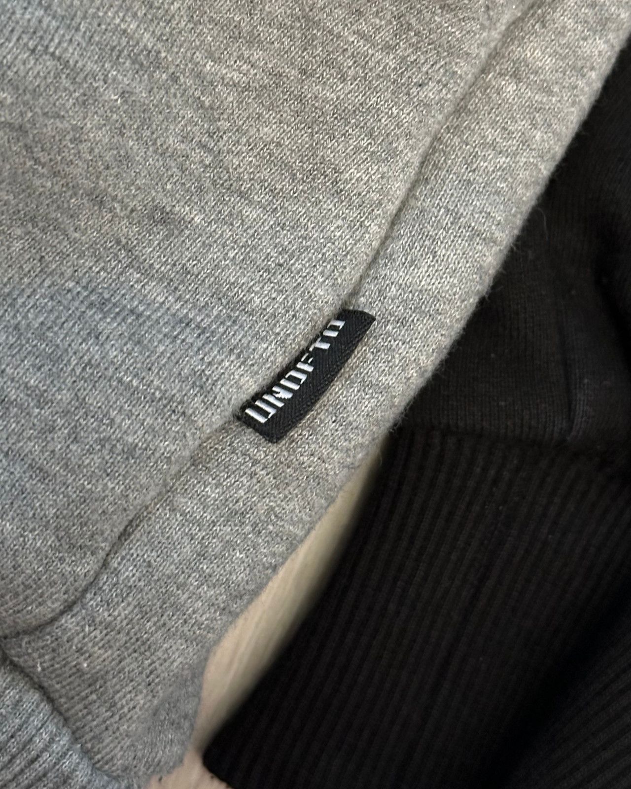 Undefeated Undefeated Out Runner Black/Gray Two-Tone Hoodie - Medium Size US M / EU 48-50 / 2 - 6 Thumbnail