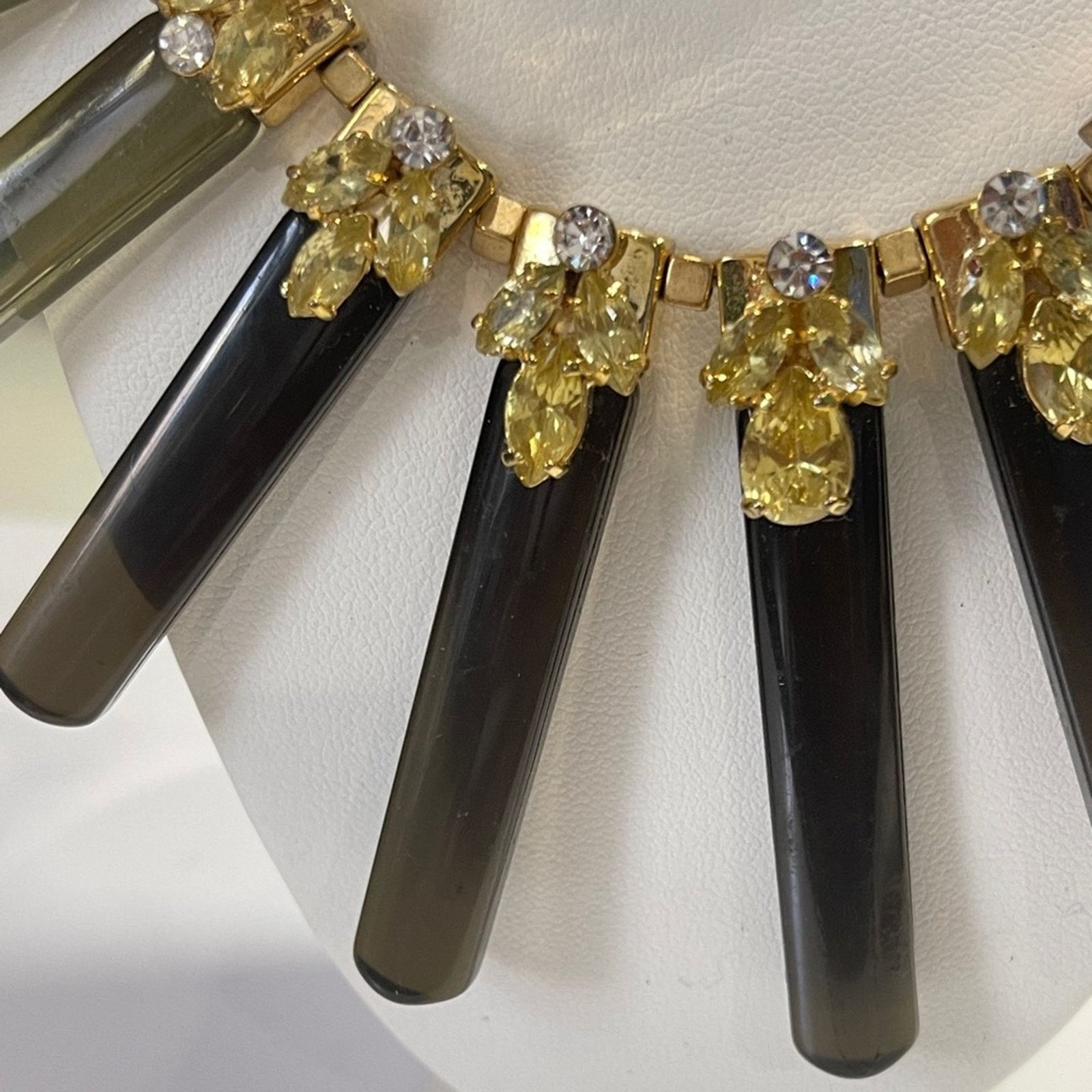 Ann Taylor ANN TAYLOR Smokey Quartz Fringe Stone Statement Necklace Size ONE SIZE - 2 Thumbnail
