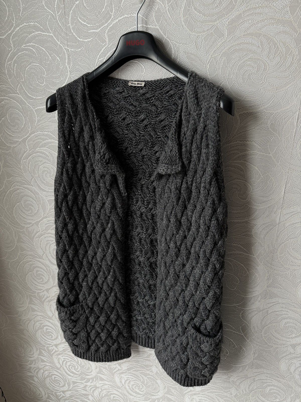 Miu Miu MIU MIU Gray Cable Knit Vest Jacket Cardigan 38 Knitwear Size XS / US 0-2 / IT 36-38 - 2 Thumbnail