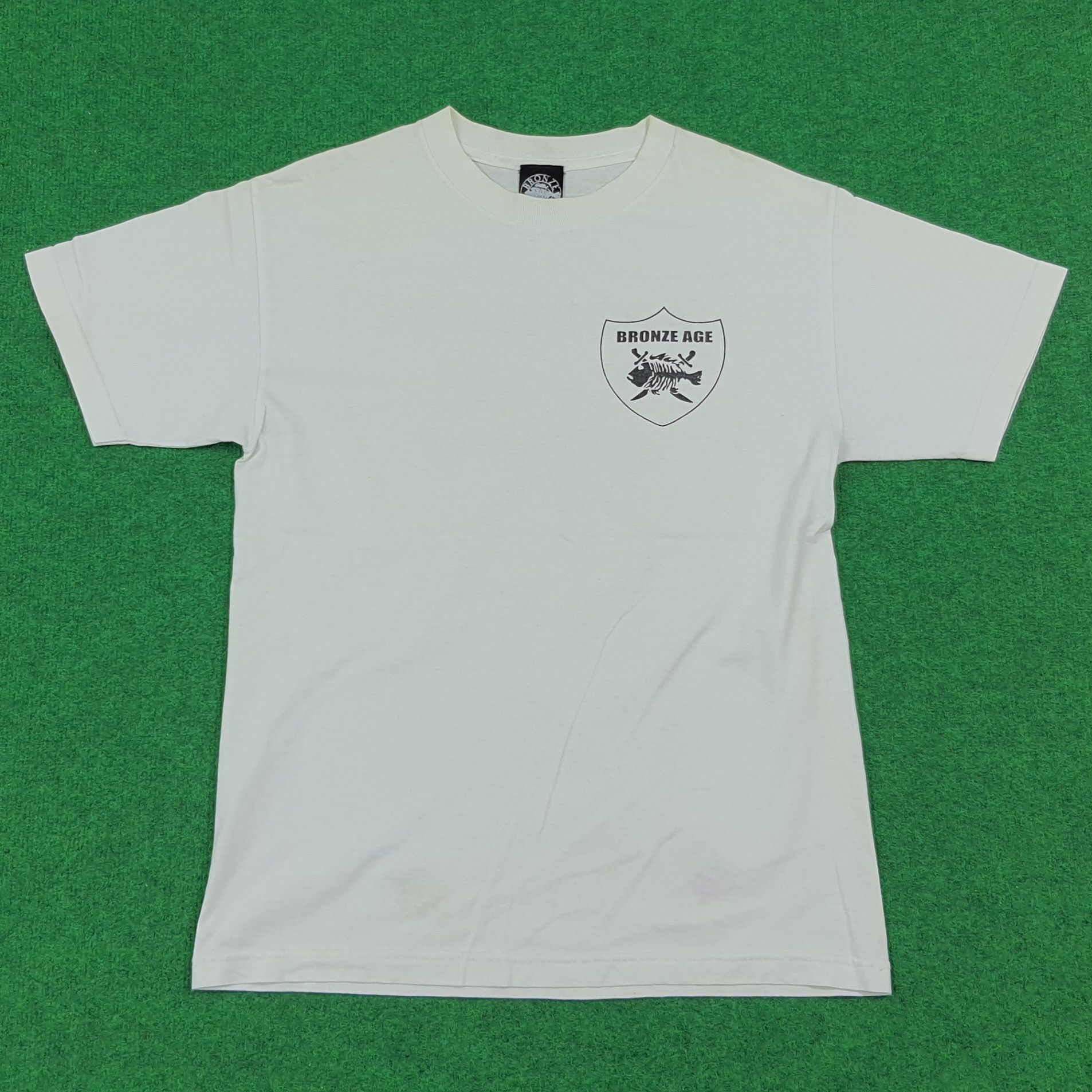 Vintage Vintage Bronze Age Surfing Style Tshirt Size US M / EU 48-50 / 2 - 3 Thumbnail