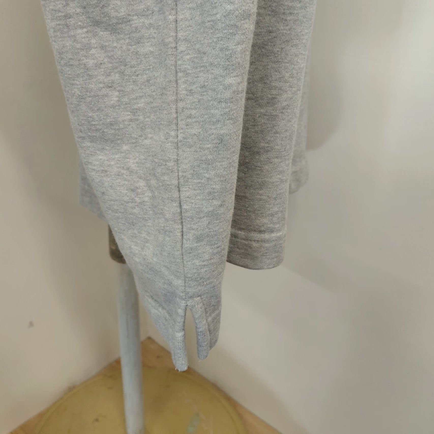 Nike VINTAGE Nike Air Set It Off Revolution Shirt Men’s XXL Tall Gray Embroidered 2012 Y2K Nike Air Size US XXL / EU 58 / 5 - 5 Thumbnail