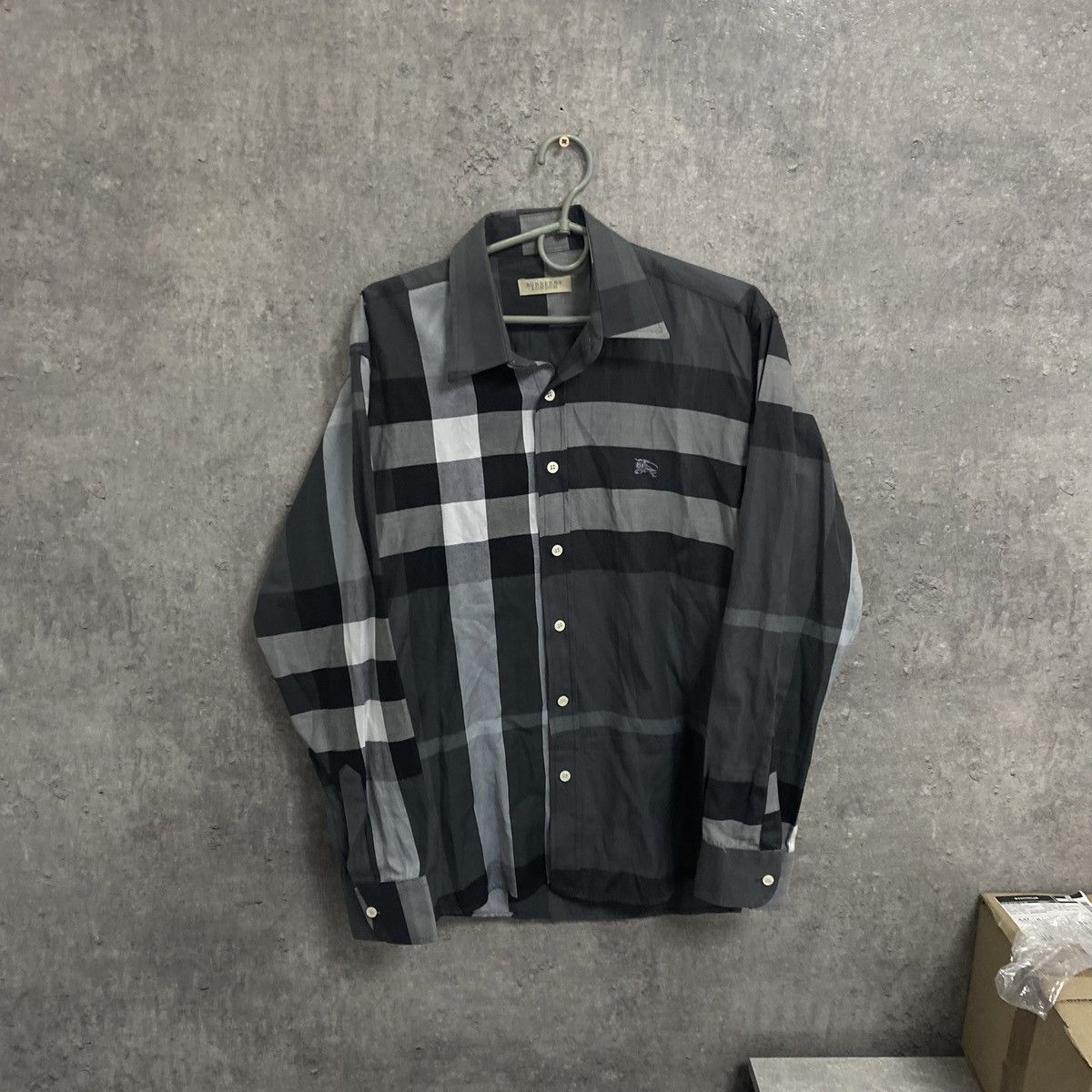Burberry Burberry Shirt Size US S / EU 44-46 / 1 - 1 Thumbnail