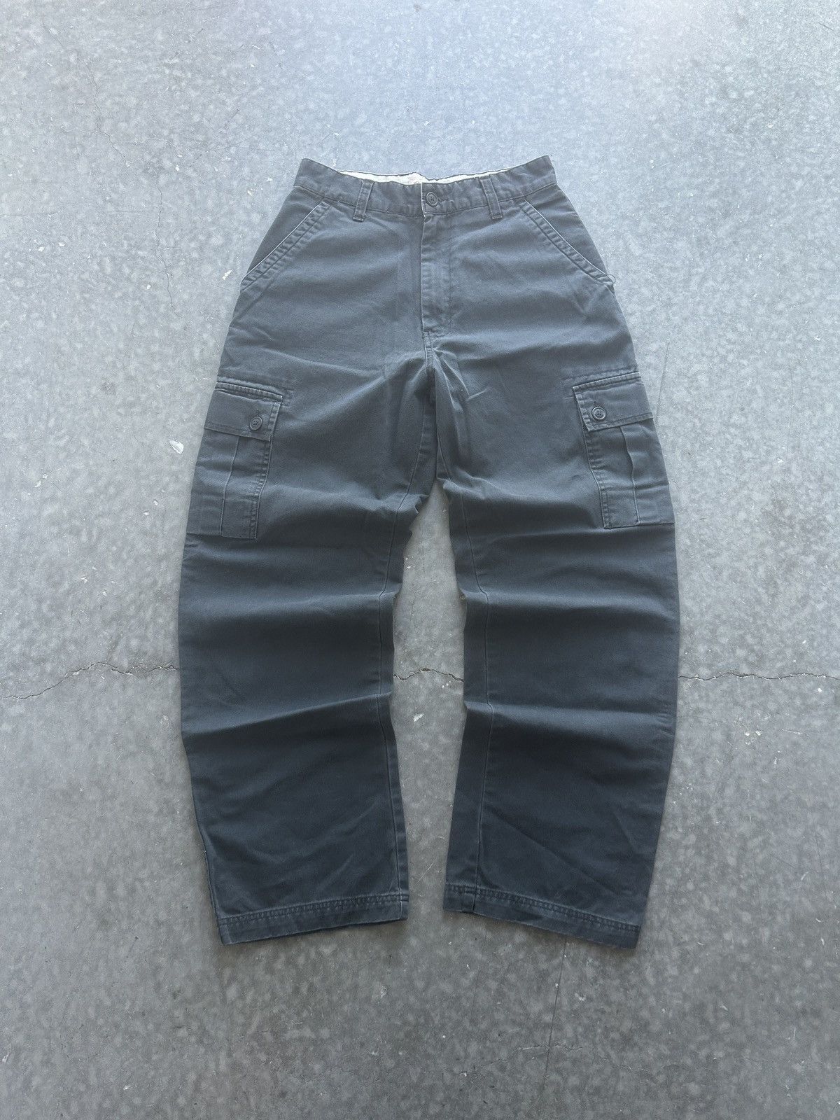 Vintage Vintage Y2K Faded Black Baggy Cargo Pants Size US 29 - 1 Thumbnail