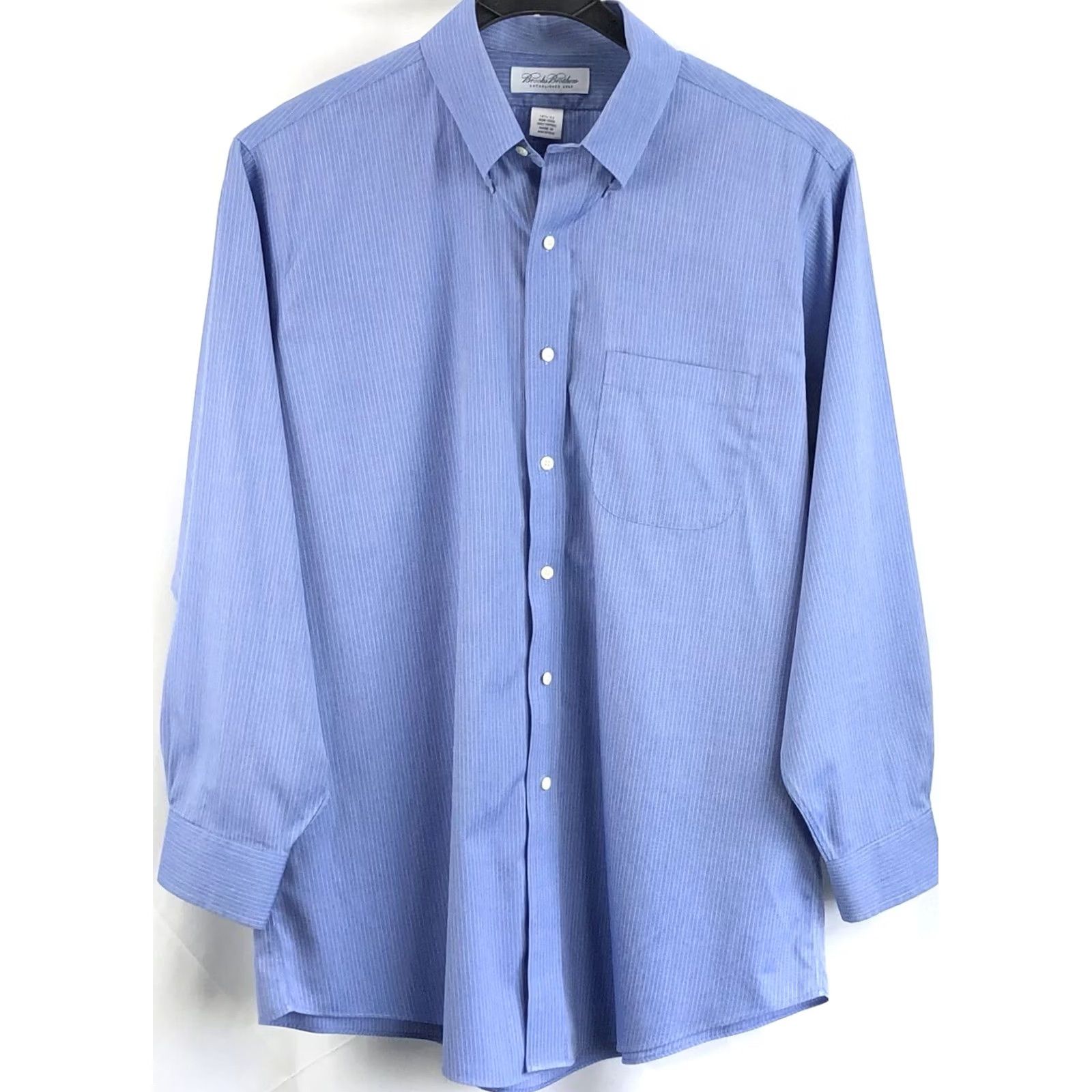 Brooks Brothers Brooks Brothers dress buttondown oxford shirt 16 1/2-33 blue Stripe Long Sleeve Men Regular XS? Size 46R - 3 Thumbnail