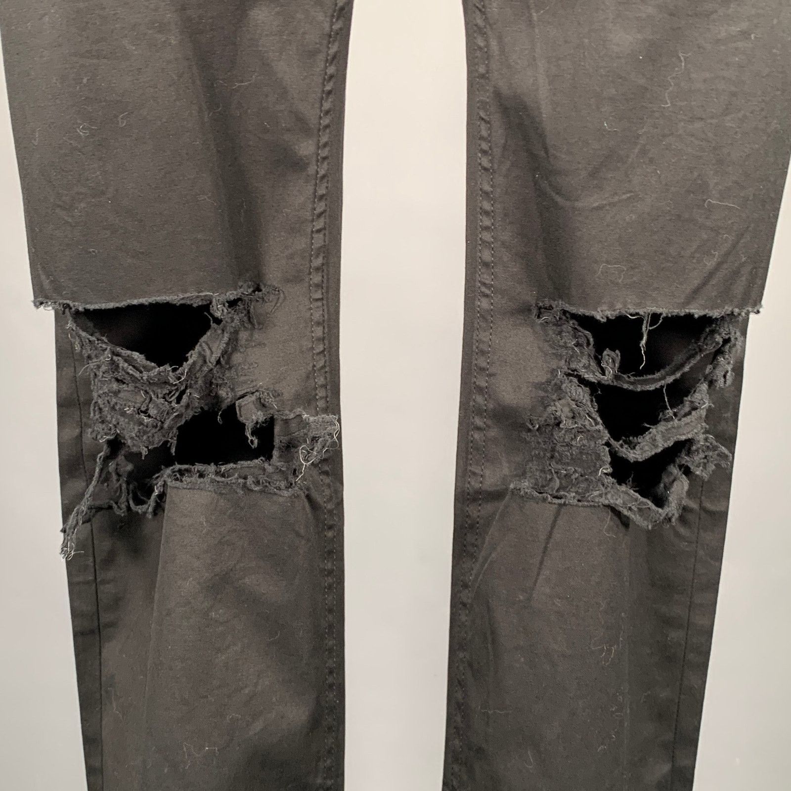 Christian Dada CHRISTIAN DADA Size 36 Black Distressed Cotton Zip Jeans Size US 36 / EU 52 - 2 Thumbnail
