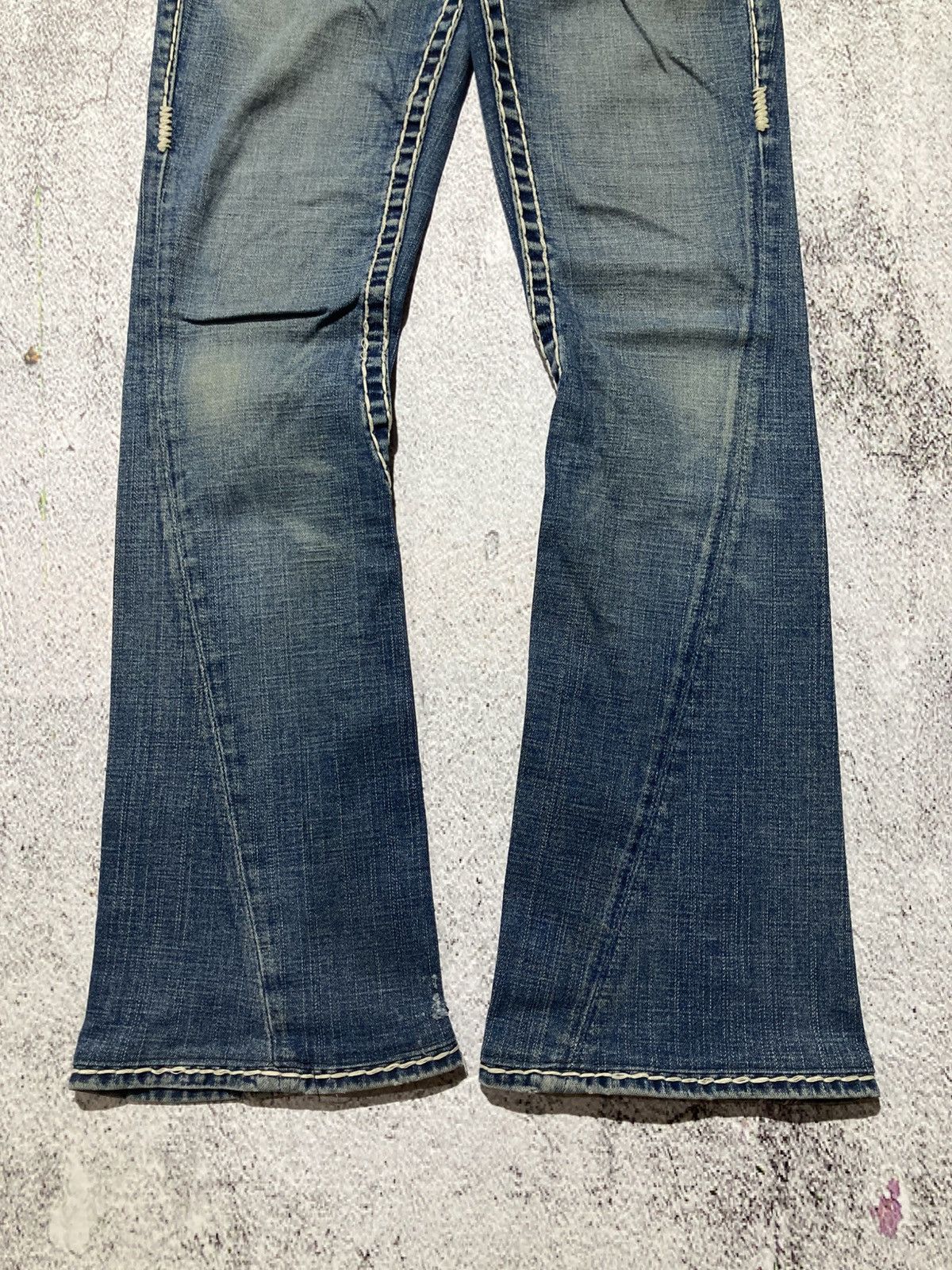 True Religion Vintage True Religion USA Bootcut Flared Denim Jeans Blue Size US 28 / EU 44 - 14 Thumbnail