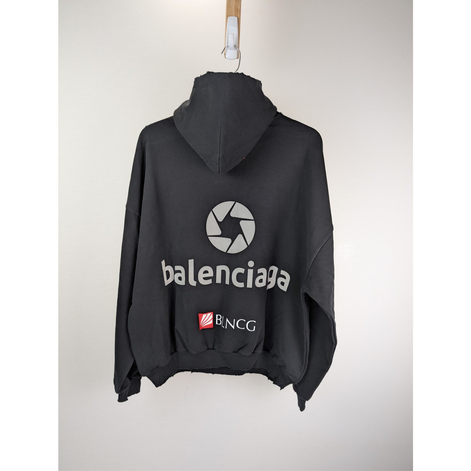 Balenciaga o1rshd1 Top League Round Hoodie in Black Size US XL / EU 56 / 4 - 9 Thumbnail