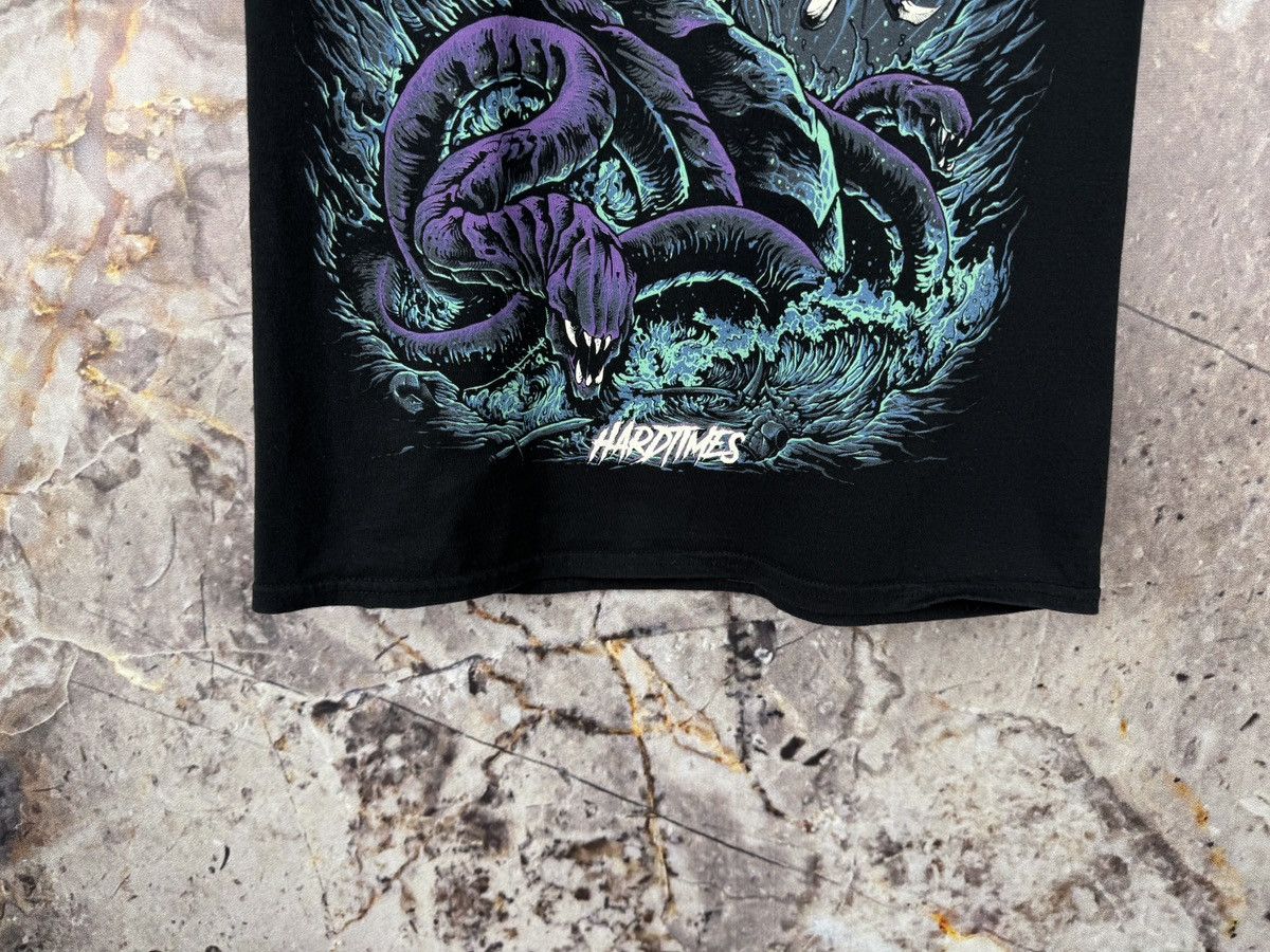 Gildan Hard Times Hydra Dragon Graphic T-Shirt Mythical Creature Size US M / EU 48-50 / 2 - 4 Thumbnail