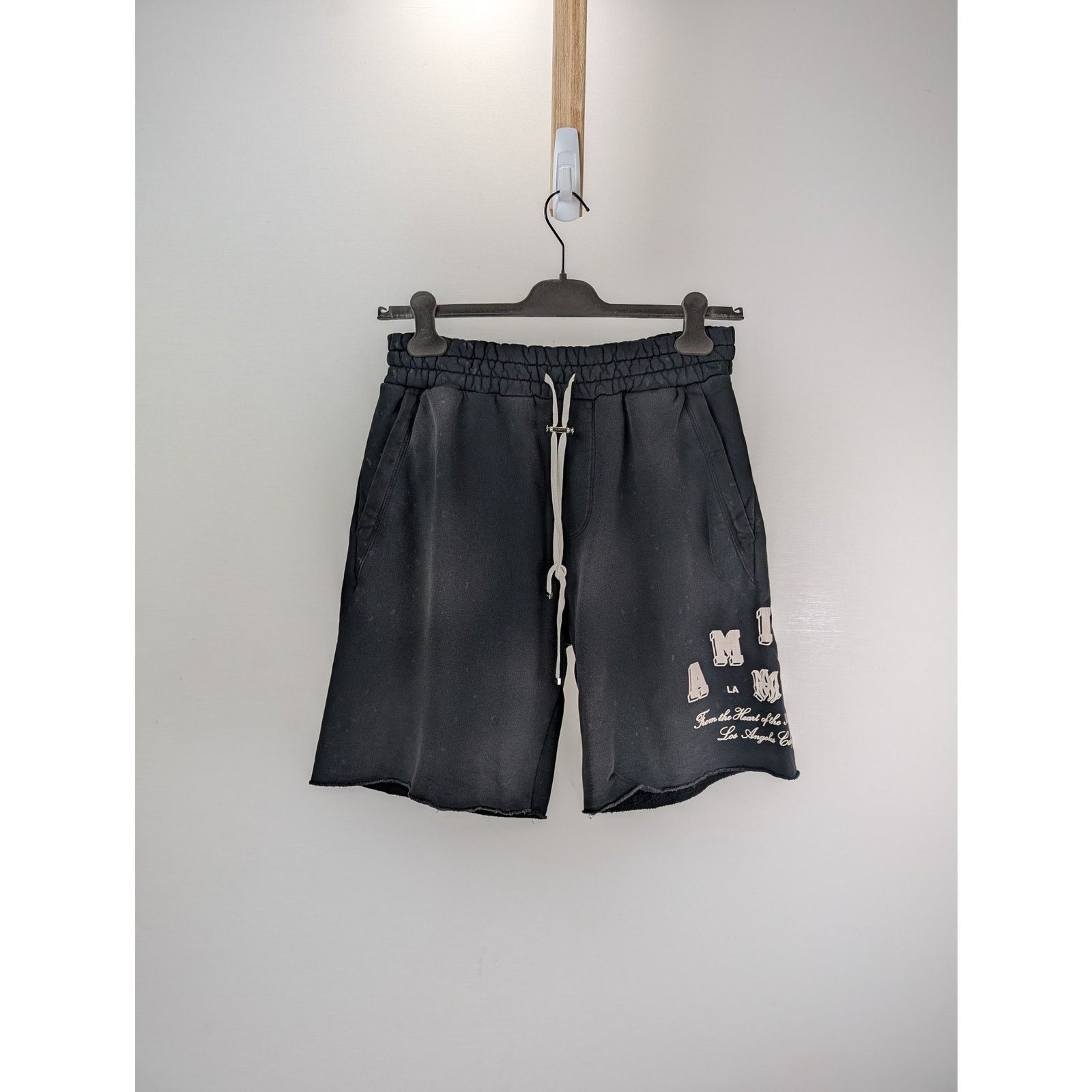 Amiri o1rshd1 Vintage Collegiate Shorts in Black Size US 30 / EU 46 - 1 Thumbnail