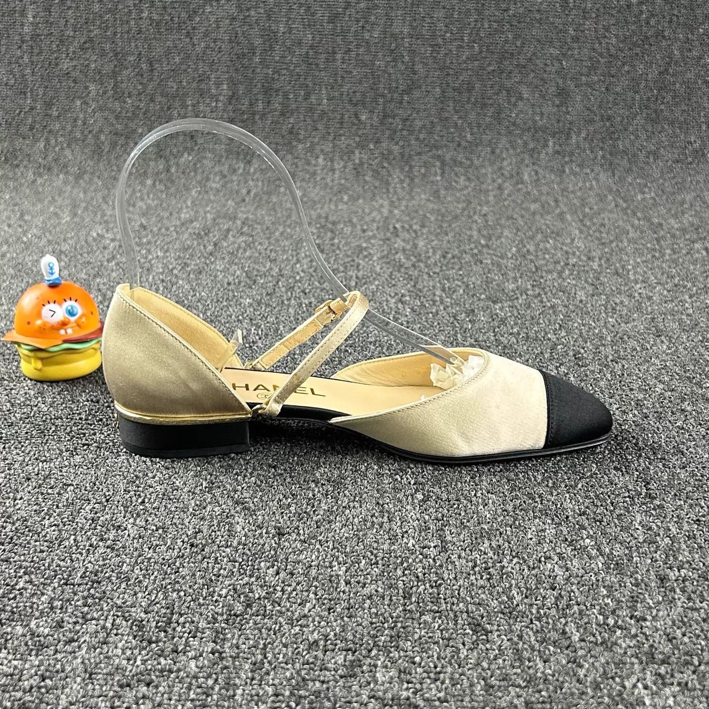 Chanel Chanel Beige Low-Heel Pumps 35.5 Size US 5 / IT 35 - 4 Thumbnail