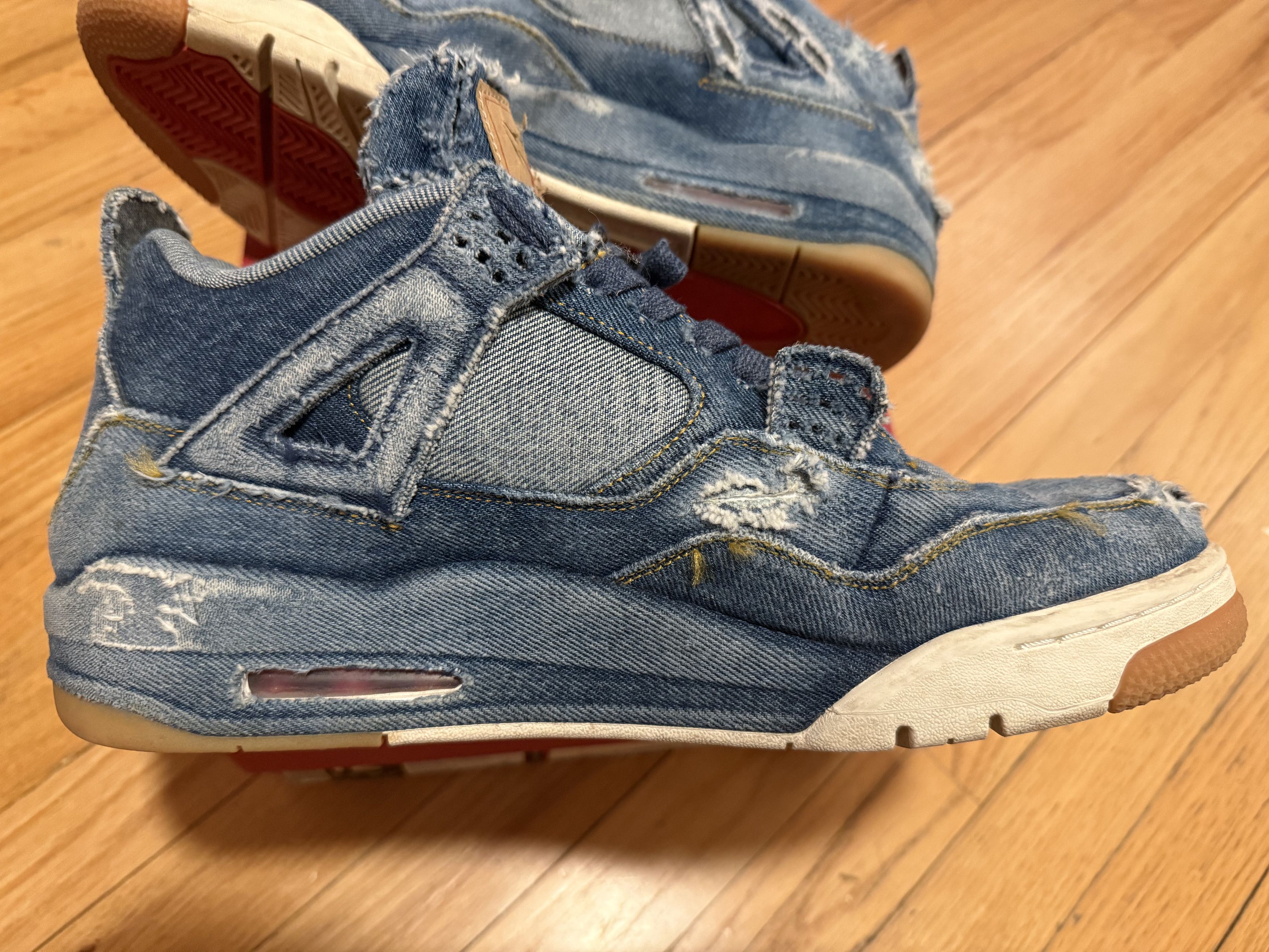 Jordan Brand × Levi's Distressed Custom Air Jordan 4 Retro Levi’s Denim Size 12 Size US 12 / EU 45 - 6 Thumbnail