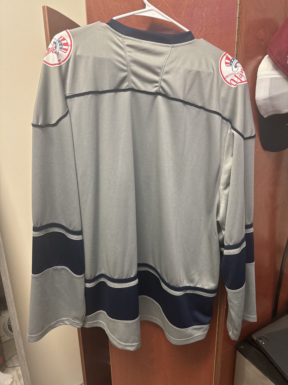 New York Yankees Yankee Hockey Jersey Size US XL / EU 56 / 4 - 3 Thumbnail