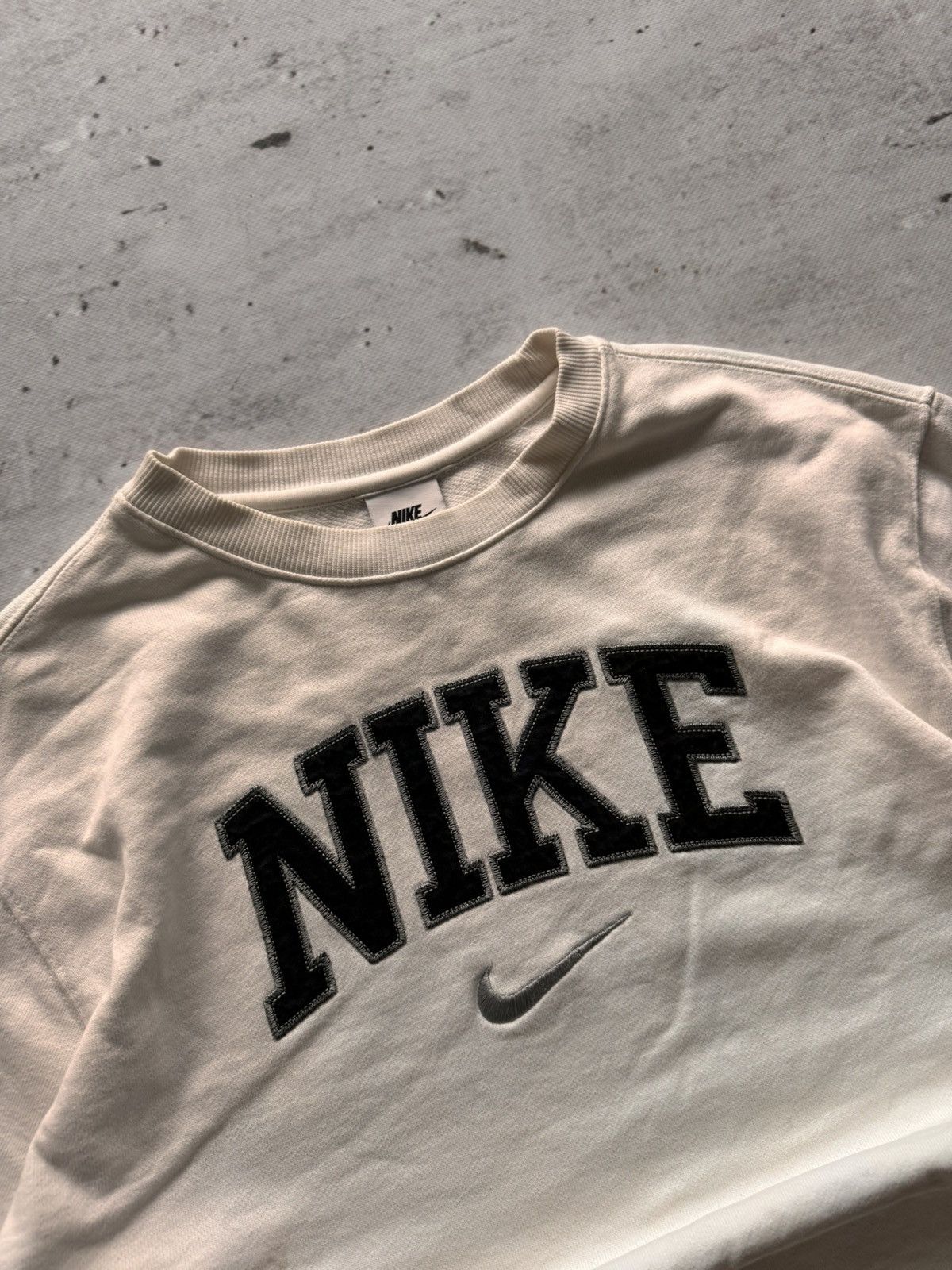 Nike × Vintage NIKE VINTAGE CENTER LOGO OVERSIZE BOXY SWEATSHIRT Size US M / EU 48-50 / 2 - 3 Thumbnail