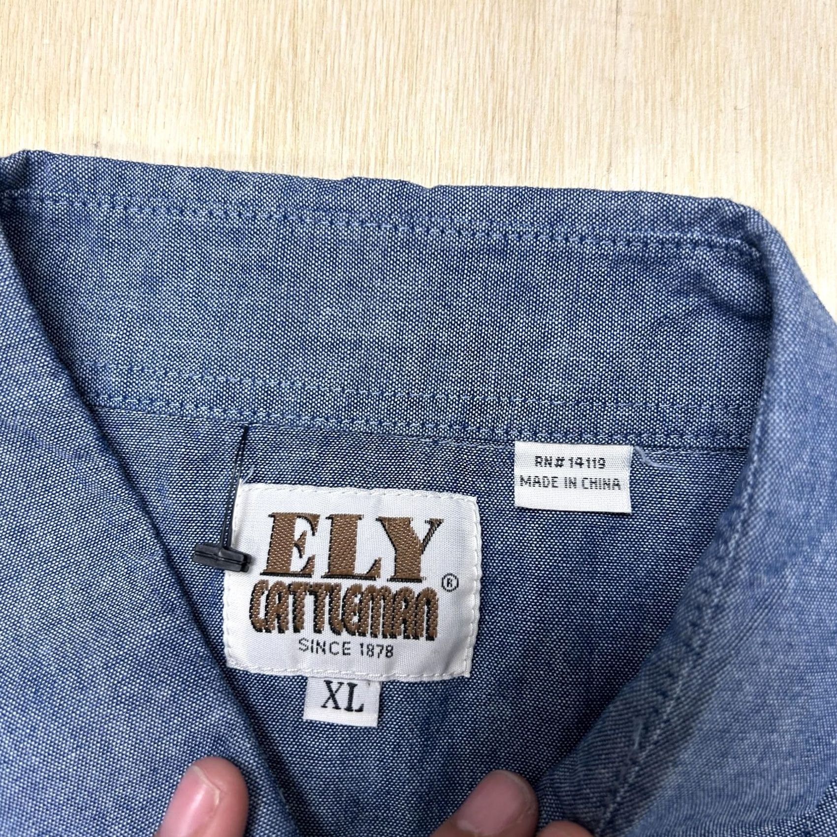 Vintage Ely Cattleman Shirt Mens XL Blue Chambray Short Sleeve Western Snap Button Up Size US XL / EU 56 / 4 - 3 Thumbnail