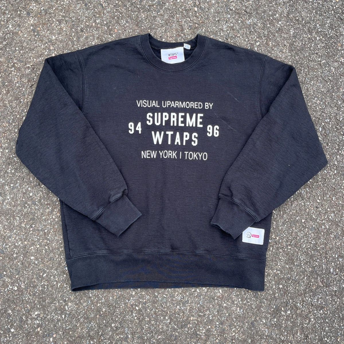 Supreme Supreme x WTAPS Crewneck Black Box Logo Rare FW21 Size US M / EU 48-50 / 2 - 1 Thumbnail