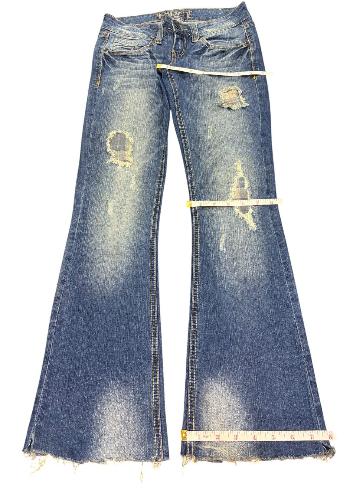 Diesel Vintage Japanese Brand Patch Distress Low Rise Flare Jeans Size 26" / US 2 / IT 38 - 8 Thumbnail