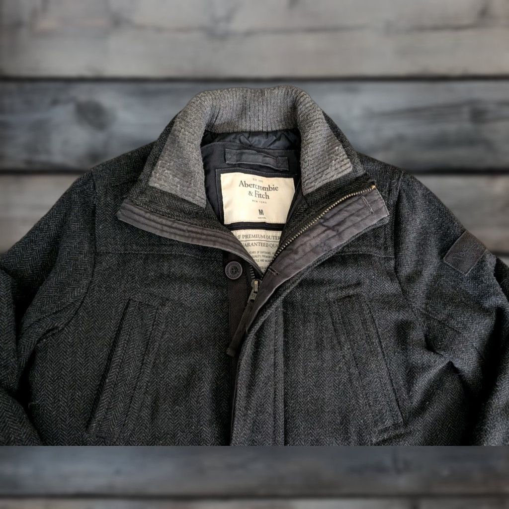 Abercrombie & Fitch VINTAGE Abercrombie & Fitch Premium Wool Quilted Coat Jacket Pea Coat Mens M Zip Button Gray Size US M / EU 48-50 / 2 - 1 Thumbnail