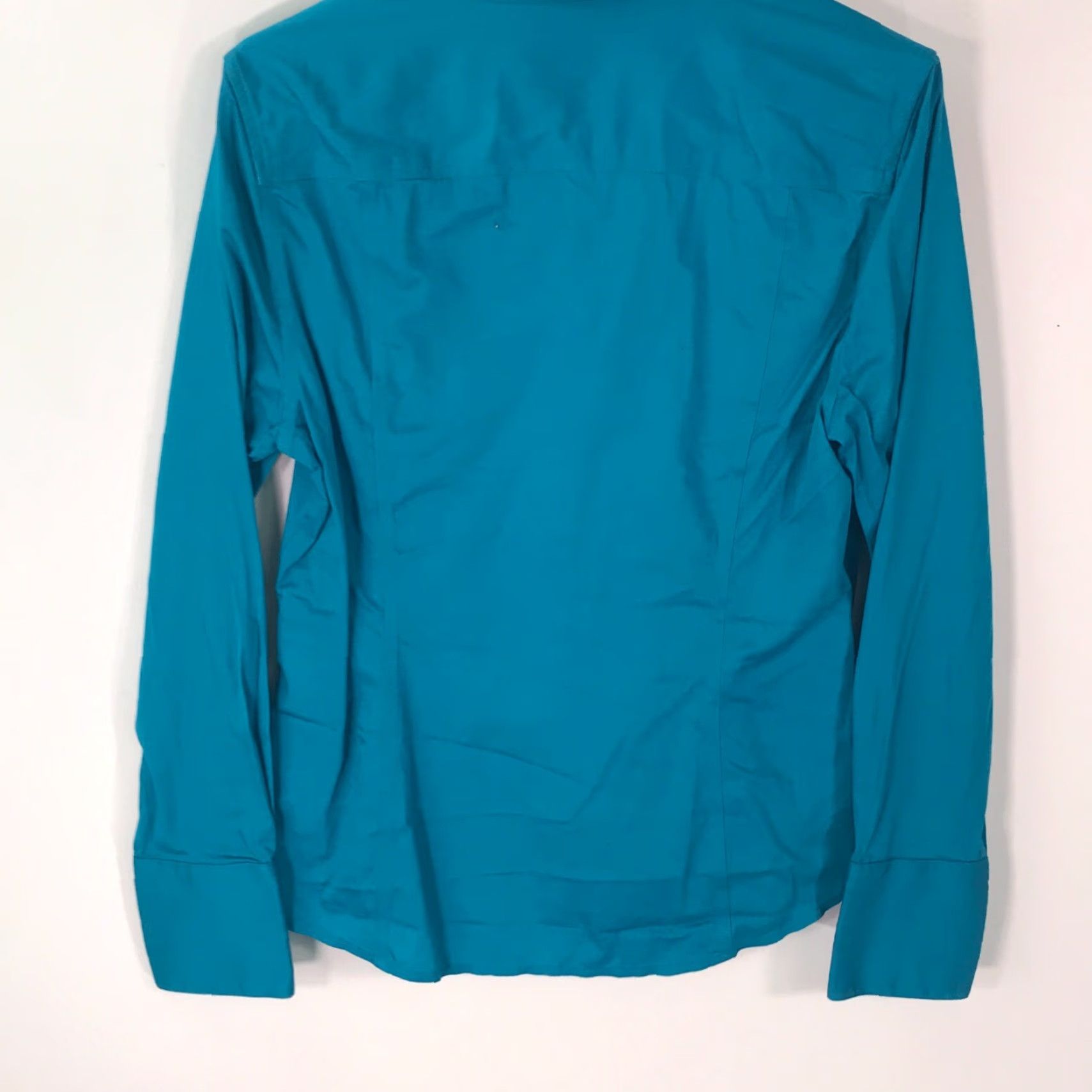 Calvin Klein Vintage Calvin Klein Women's Shirt L Blue Solid Essential Fit Long Sleeves Casual Size L / US 10 / IT 46 - 2 Thumbnail