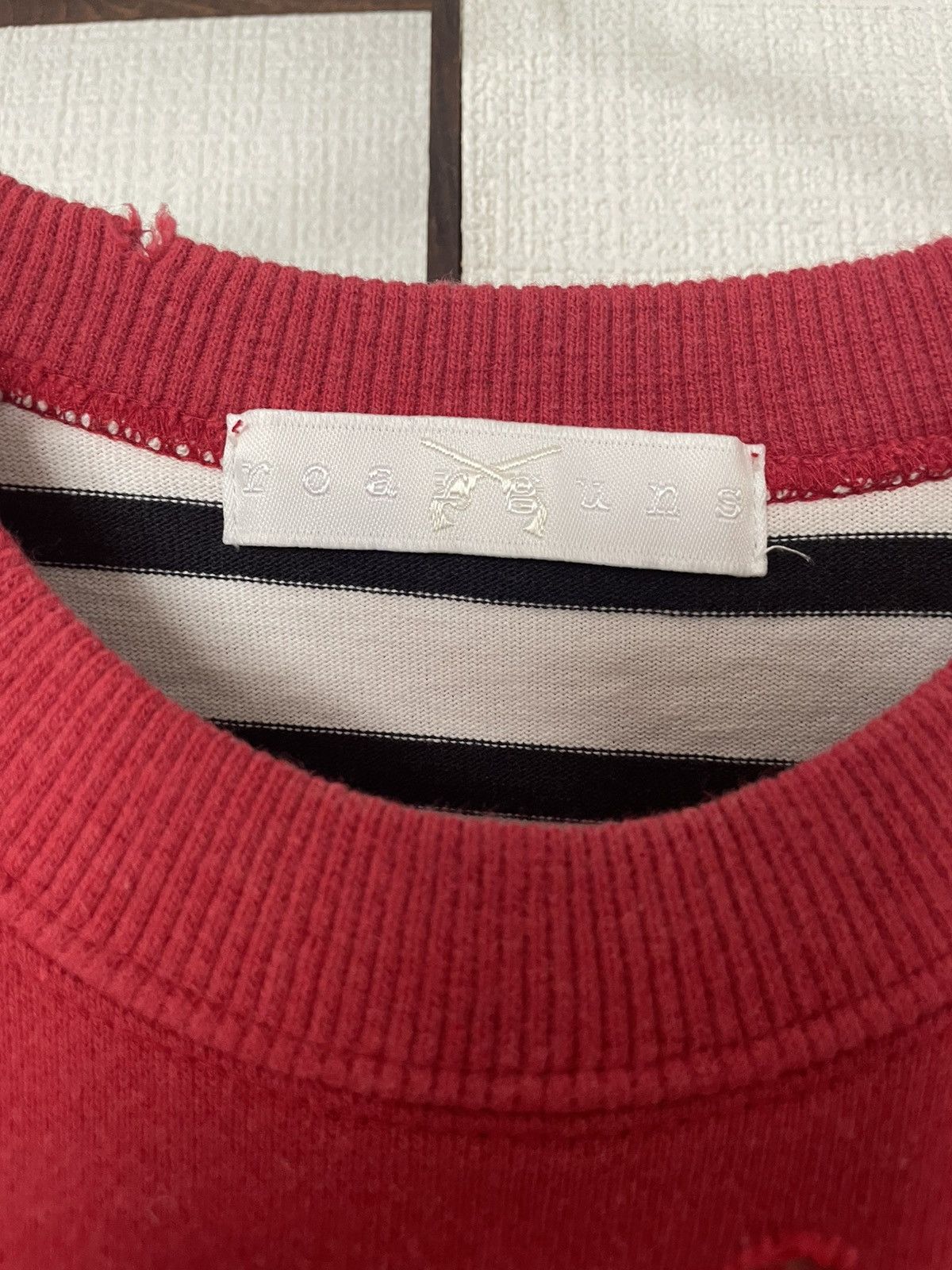 Roar 2000s roar guns distressed red& striped layerling Size US M / EU 48-50 / 2 - 3 Thumbnail