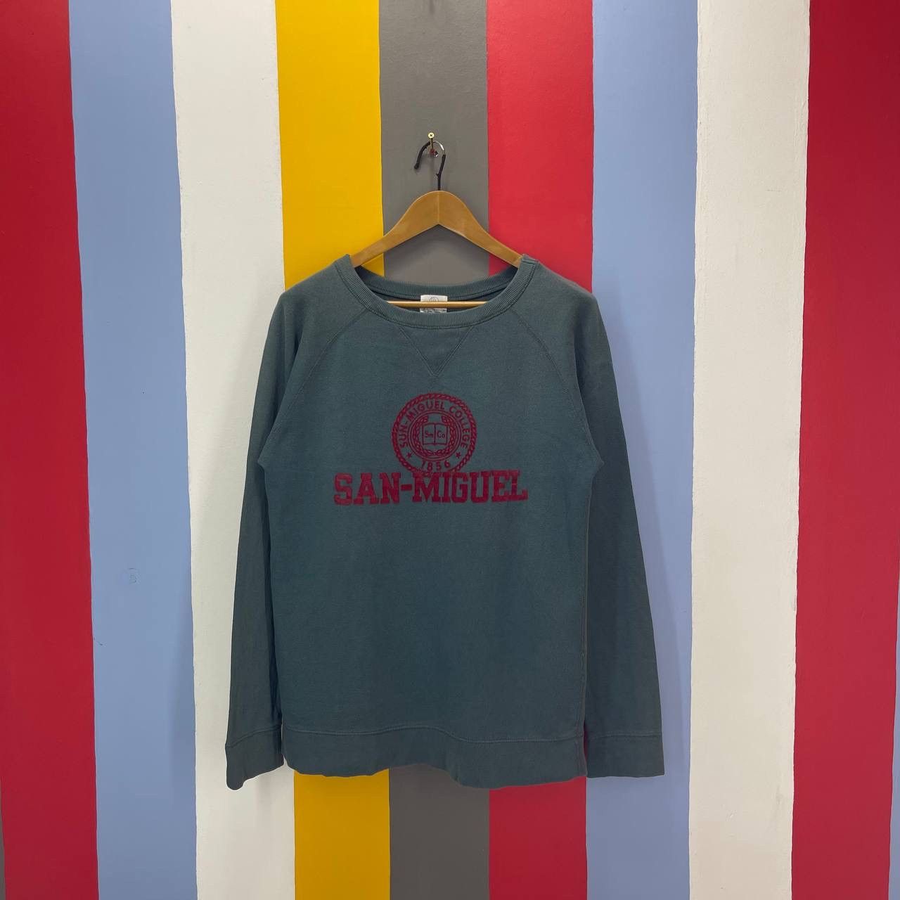 United Arrows SAN MIGUEL COLLEGE Crew Neck Sweatshirt #2646/26 Size XL / US 12-14 / IT 48-50 - 1 Thumbnail