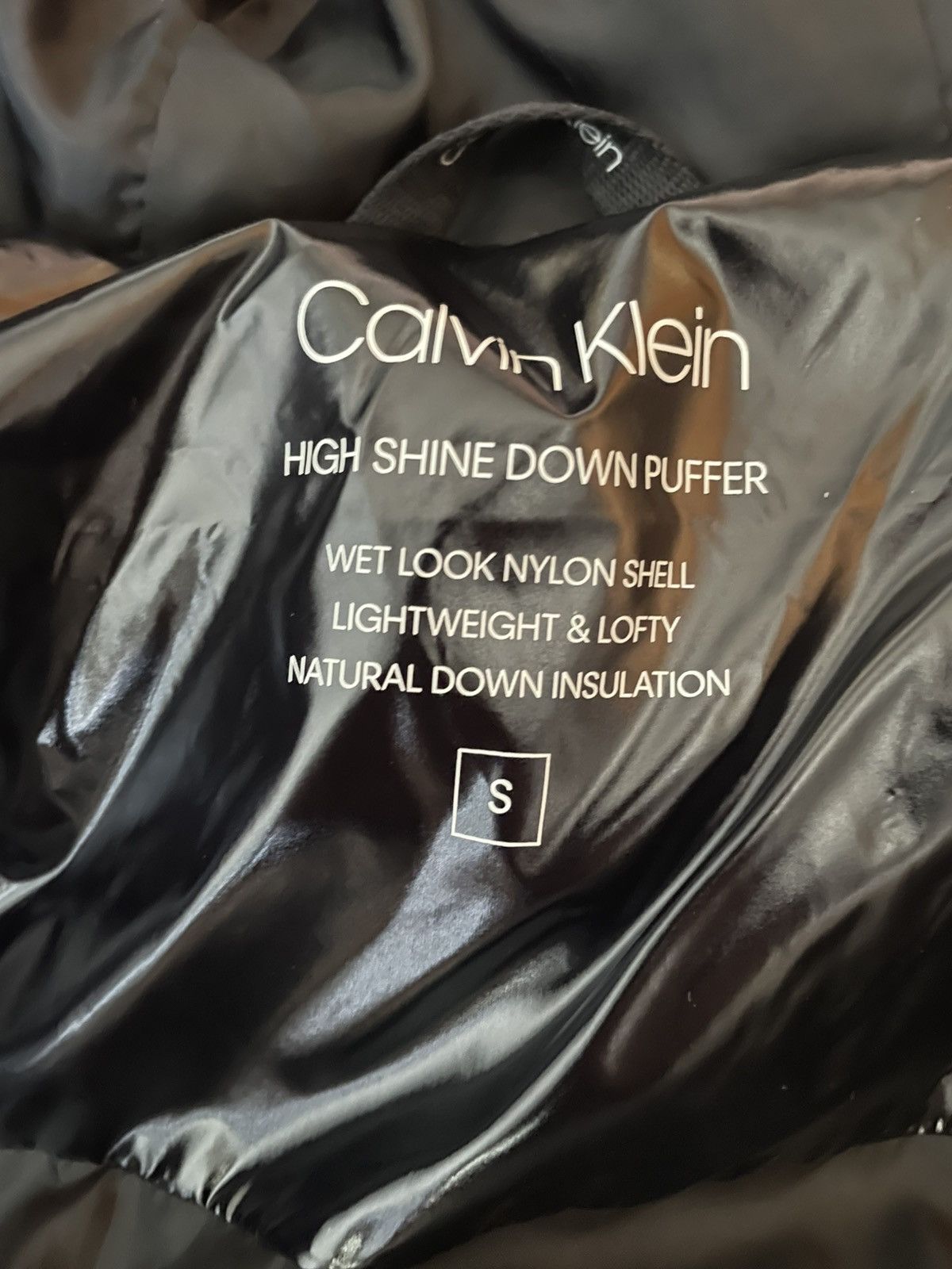 Calvin Klein Calvin Klein High Shine Down Puffer Jacket – Size S Size US S / EU 44-46 / 1 - 6 Thumbnail