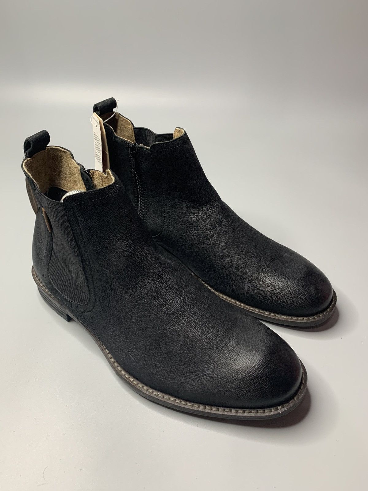 Levi's Levi's Chelsea Boots Size US 9 / EU 42 - 1 Thumbnail
