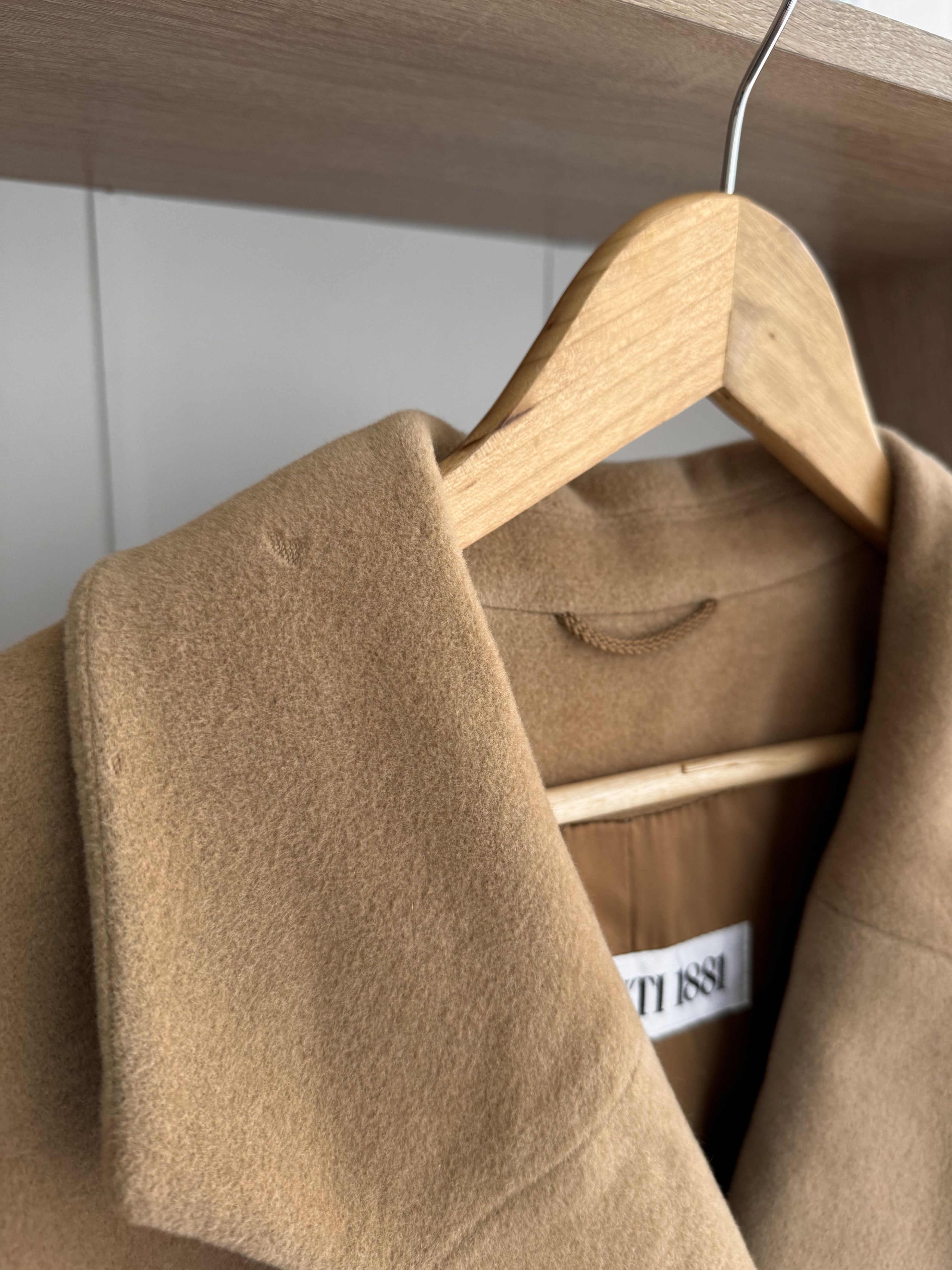 Cerruti 1881 Vintage Cerruti 1881 Wool & Cashmere Beige W’ Coat Size M / US 6-8 / IT 42-44 - 4 Thumbnail