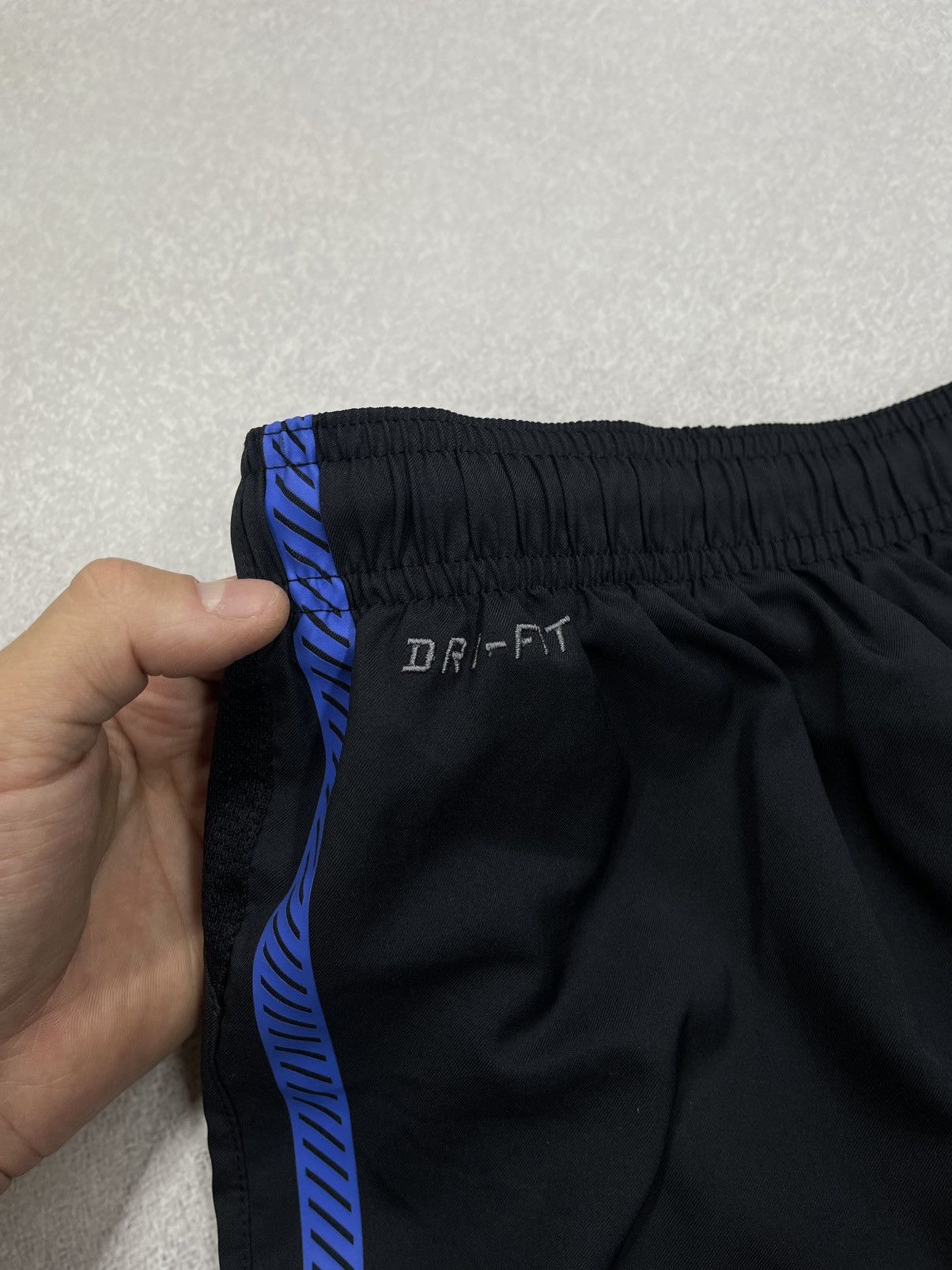 Nike Vintage Nike Inter Soccer Shorts Black Dri Fit Football Size US 36 / EU 52 - 6 Thumbnail