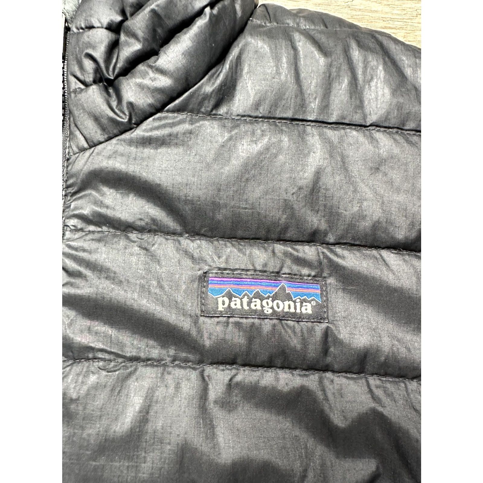 Patagonia Patagonia Down Sweater Puffer Jacket Black Womens S Size S / US 4 / IT 40 - 2 Thumbnail
