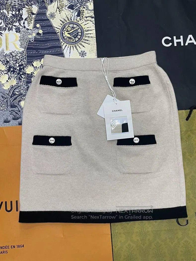 Chanel Chanel 25K colour-matched cashmere four-pocket knitted ski Size 24" / US 00 / IT 34 - 1 Thumbnail