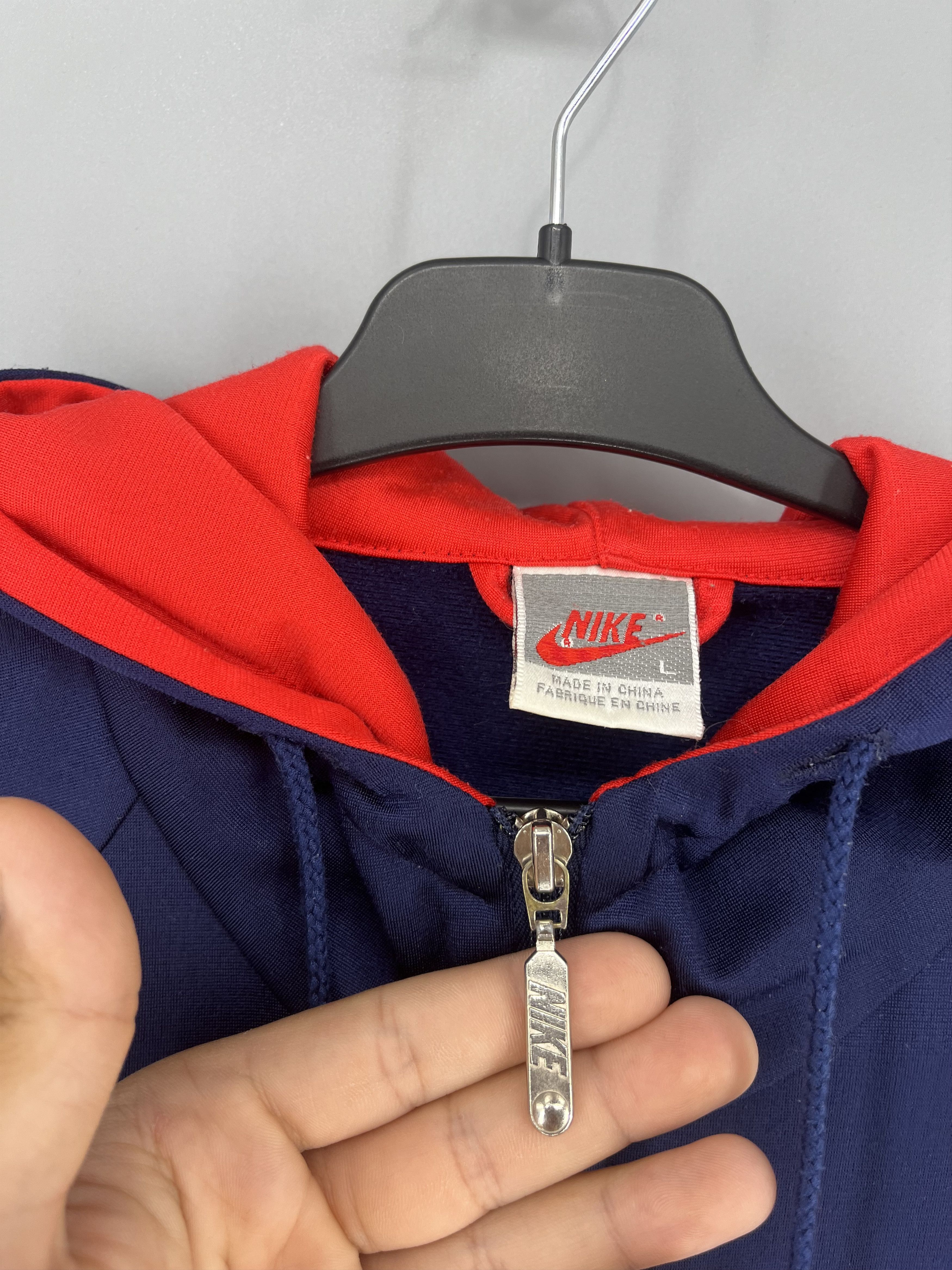 Nike Nike Vintage 90s Sweatshirt Zip Swoosh Hype Rare Size US L / EU 52-54 / 3 - 8 Thumbnail