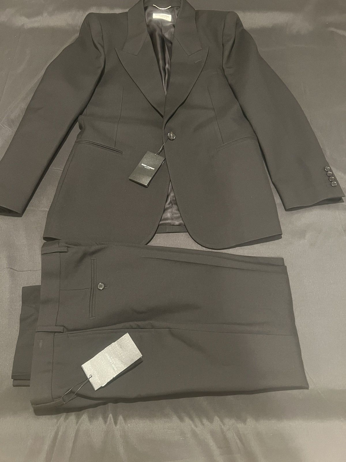 Saint Laurent Paris Saint Laurent mens suit. 50/40. $4400 Size 40R - 2 Thumbnail