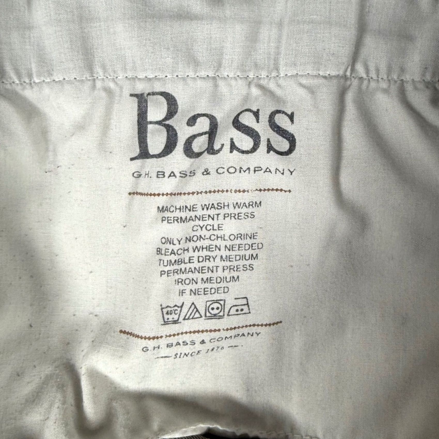 Vintage Bass Khakis Pants Mens 34x32 Chino Casual Workwear Flat Front Cotton Brown Khaki Trousers Bag? No, include Bass first. Size US 34 / EU 50 - 6 Thumbnail