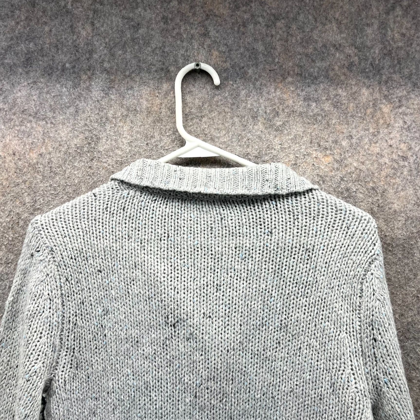 Vintage VINTAGE Cabi Sweater Cardigan Jacket Womens Small Gray Square Stitch Knit Snap Front Two-Tone? Wait Size S / US 4 / IT 40 - 3 Thumbnail