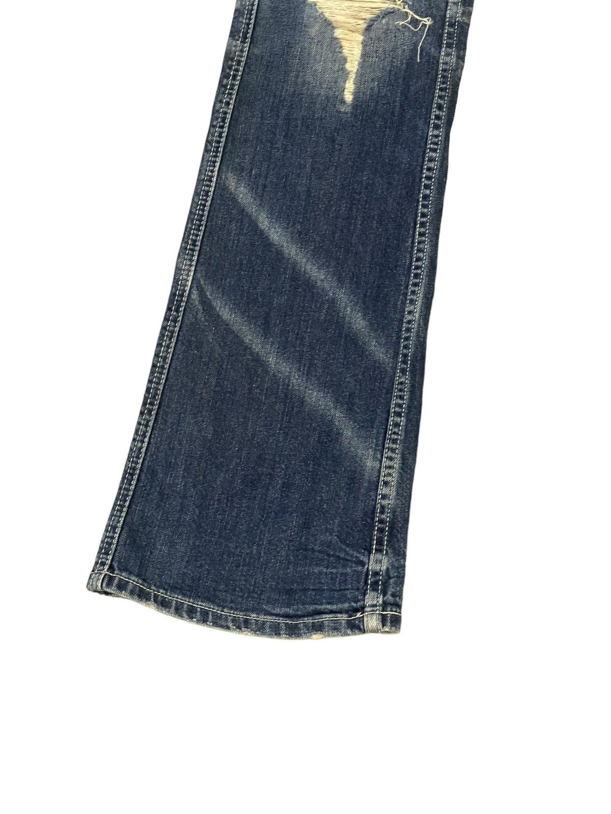 Japanese Brand Flare Jeans Army of No Faded Distress Low Rise Boot Cut 8🟦8 Size US 30 / EU 46 - 5 Thumbnail